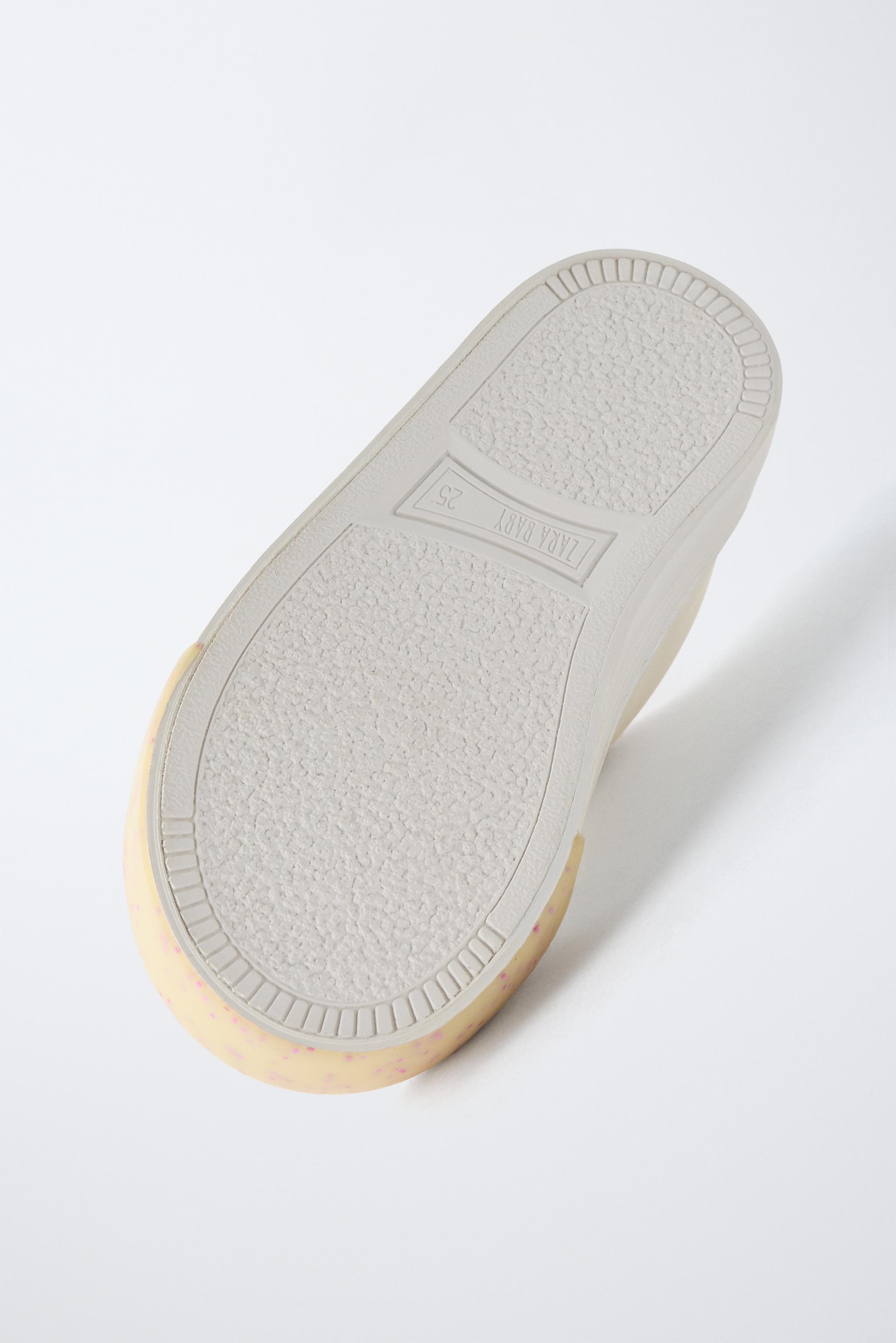 MINNIE MOUSE © DISNEY SNEAKERS