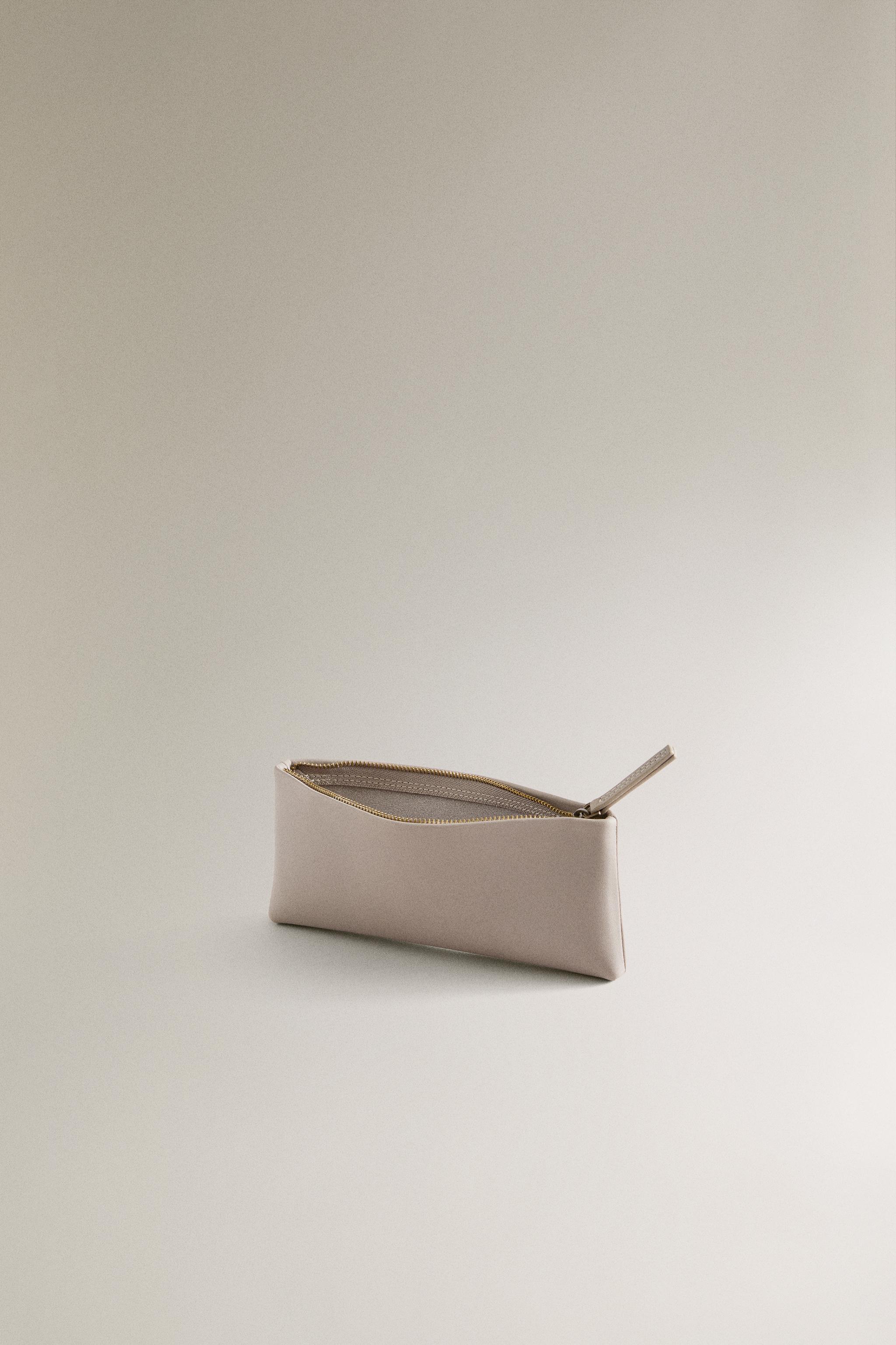 LEATHER OBJECT HOLDER CASE