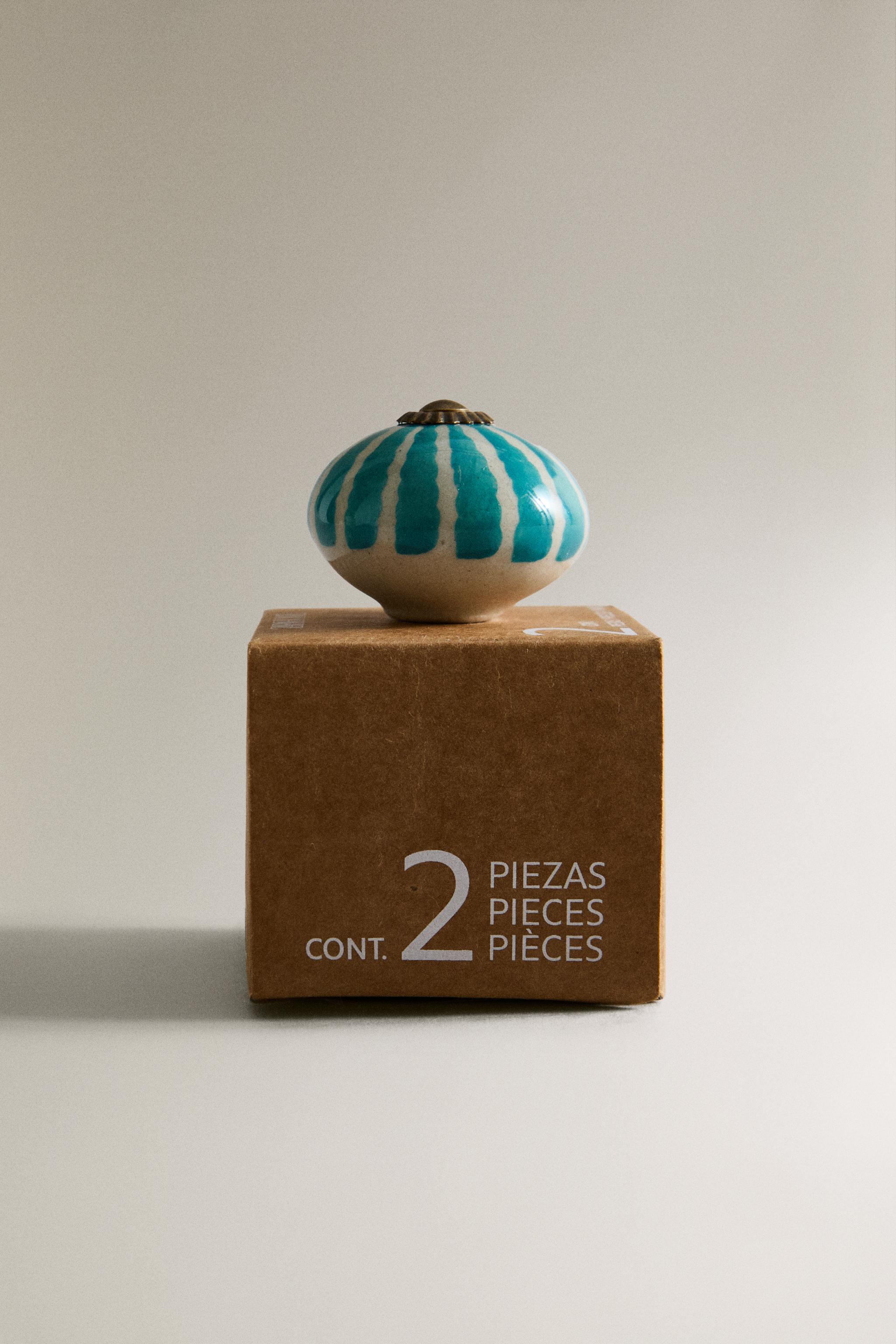 SET OF CERAMIC FLOWER KNOBS (SET OF 2)