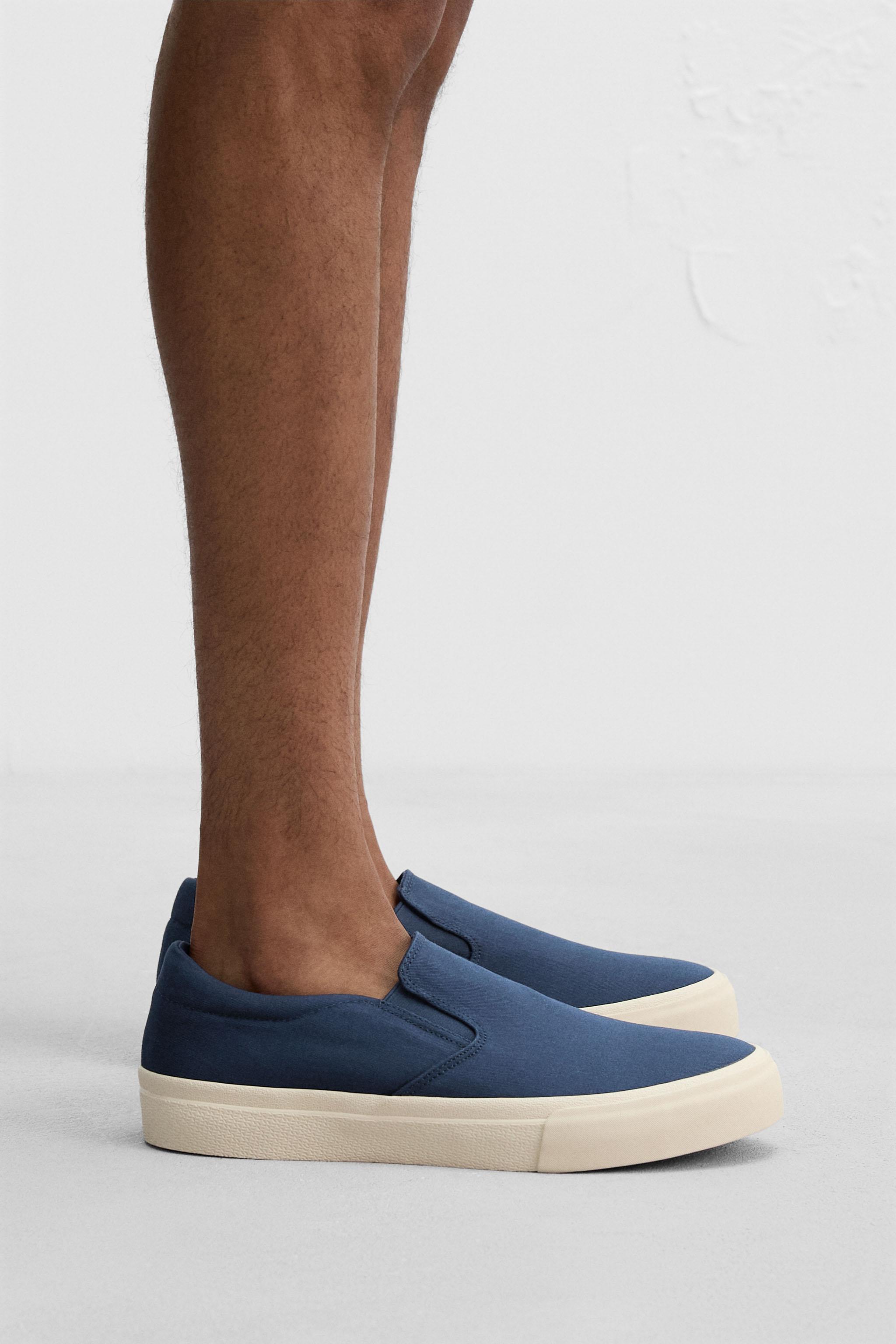 FABRIC LACELESS SNEAKERS