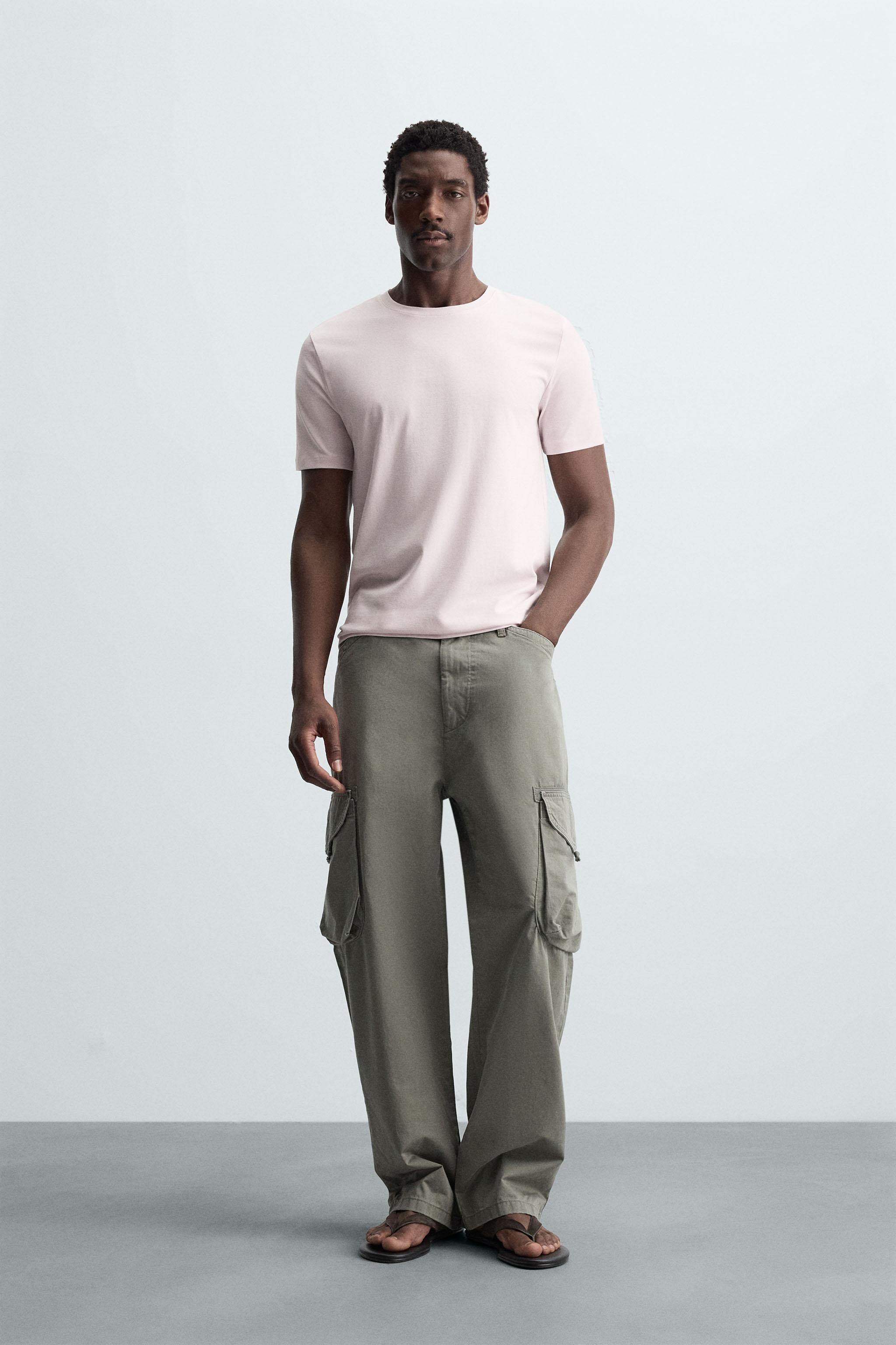 BASIC SLIM FIT T-SHIRT