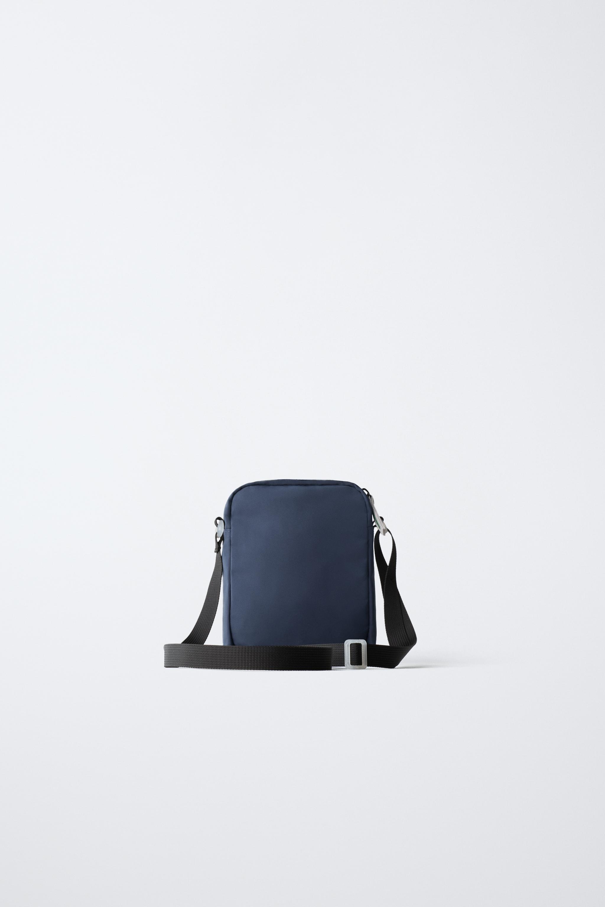 SPORTY CROSSBODY BAG