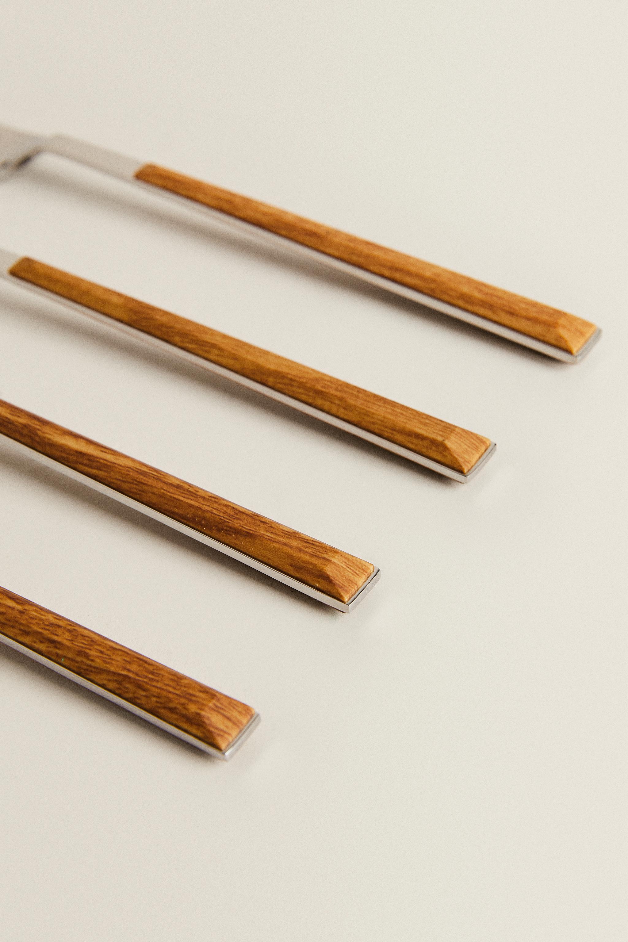 SET OF FORKS WITH WOOD-DESIGN HANDLES (SET OF 4)