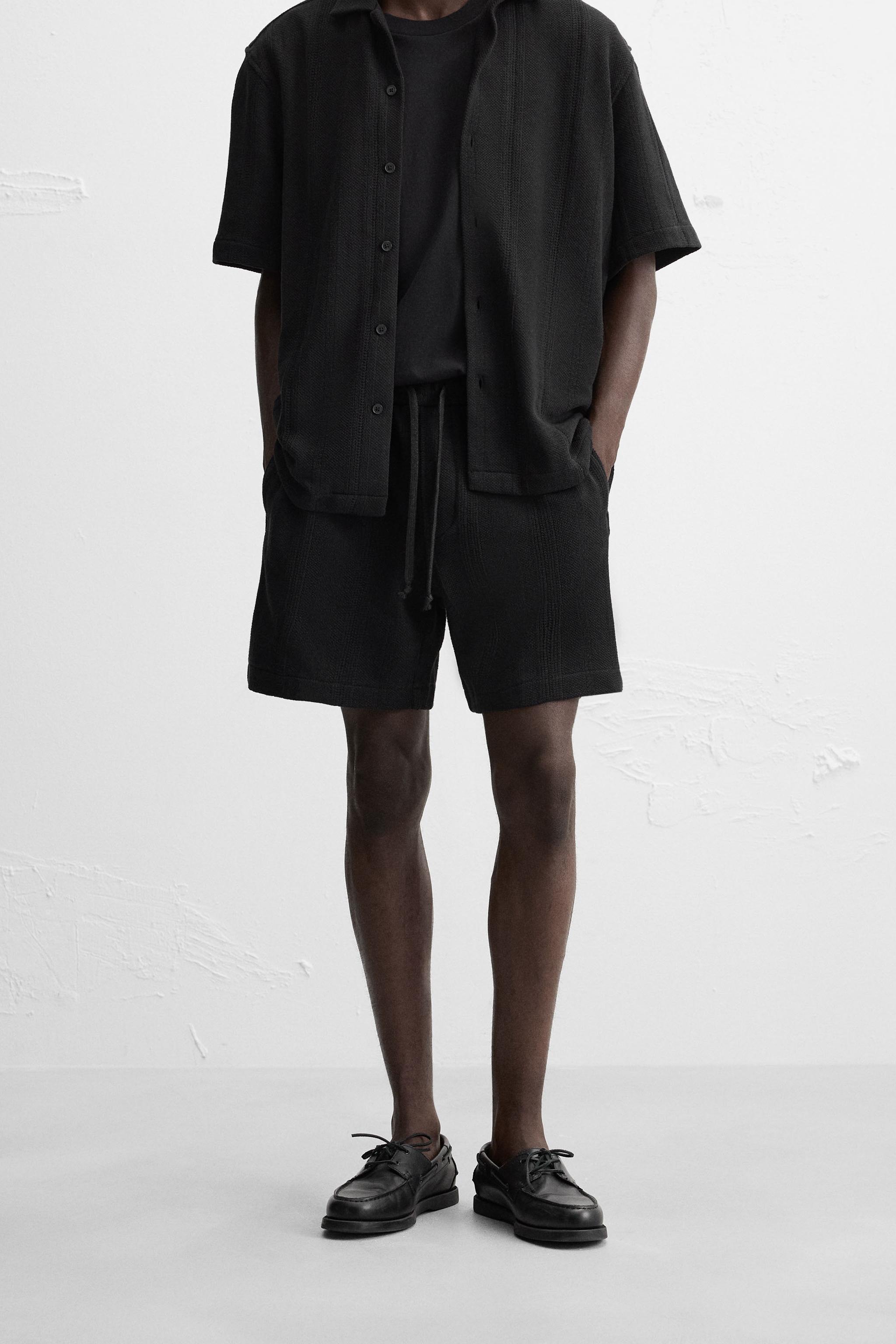 JACQUARD TEXTURED SHORTS