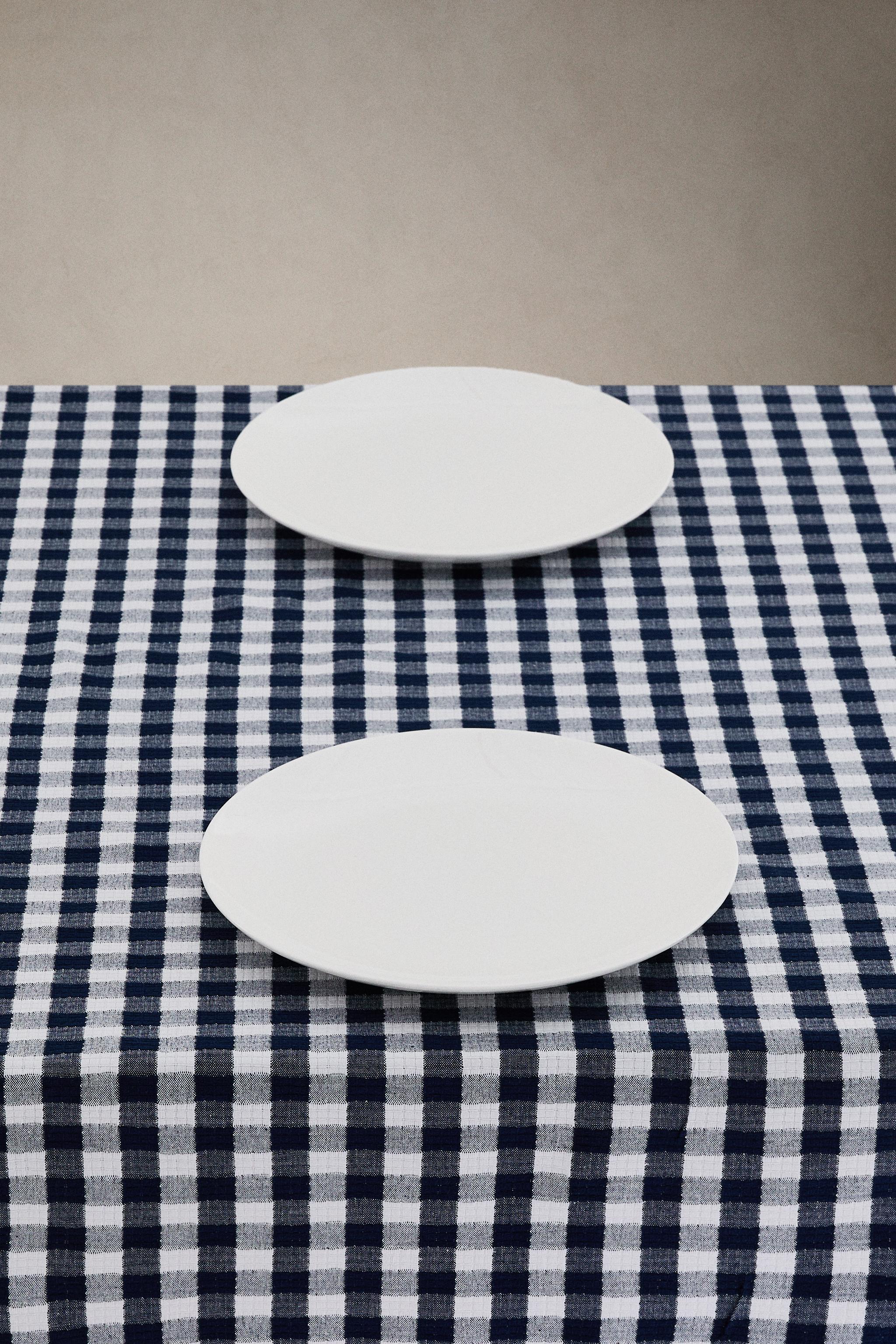 GINGHAM CHECK TABLECLOTH