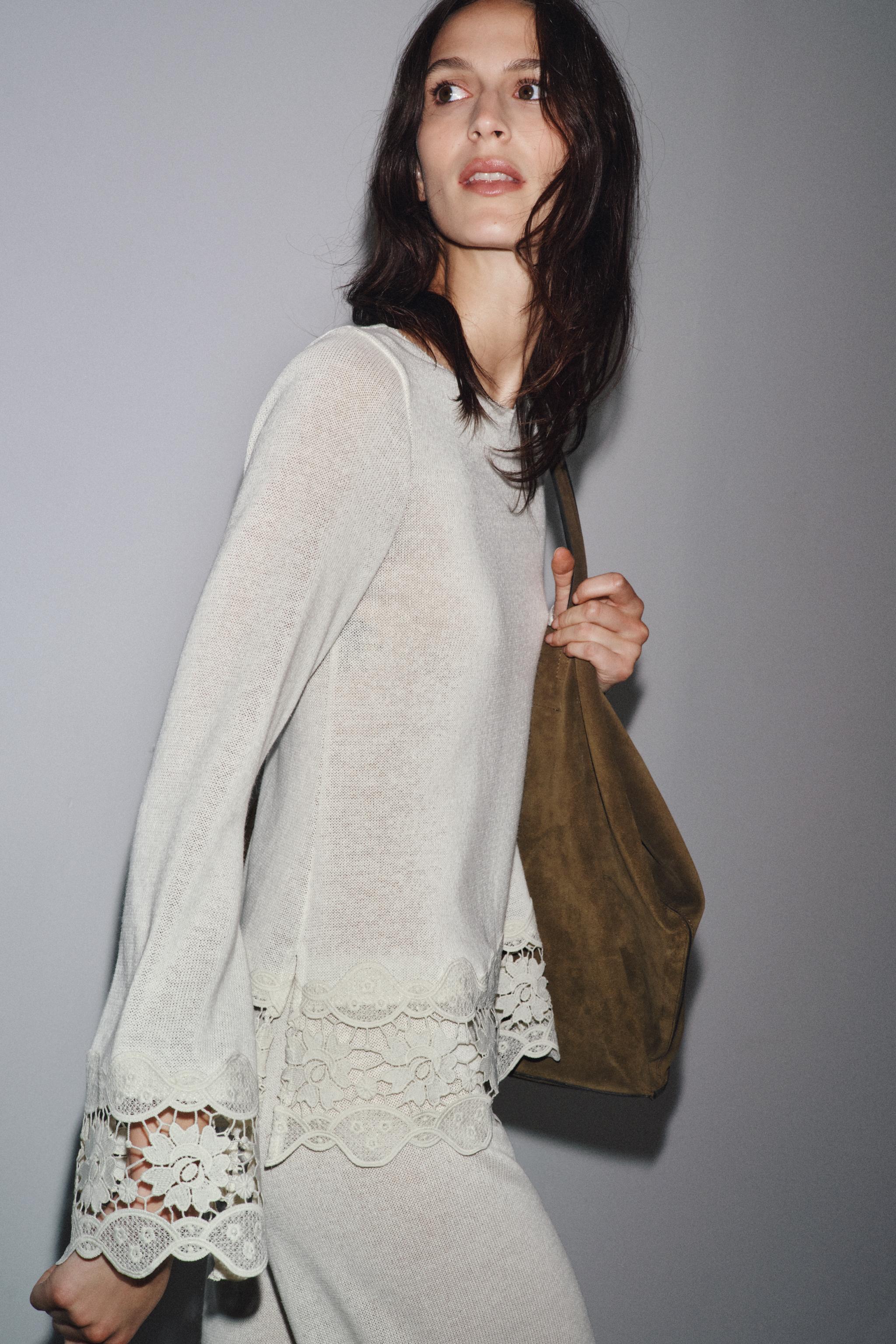 GUIPURE COMBINATION T-SHIRT