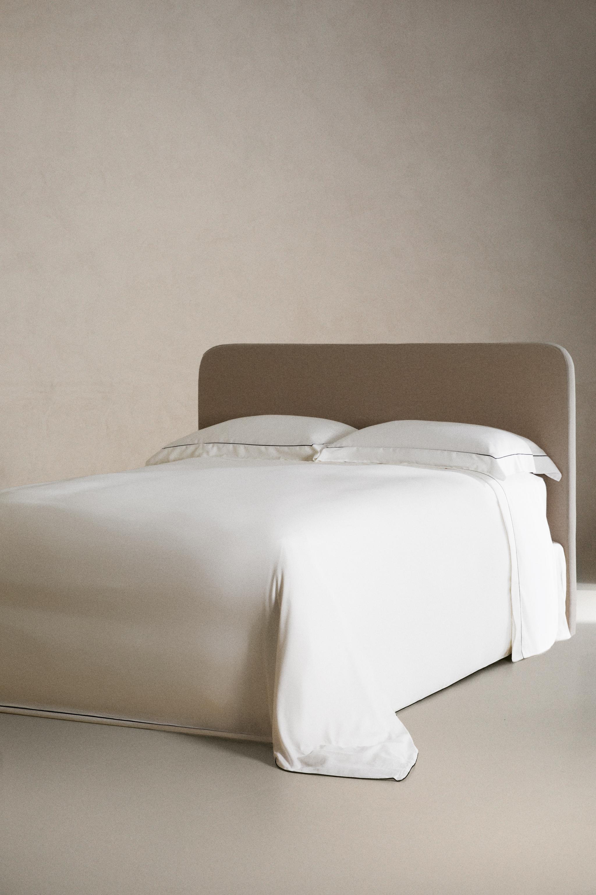 SATEEN DUVET COVER WITH TRIM