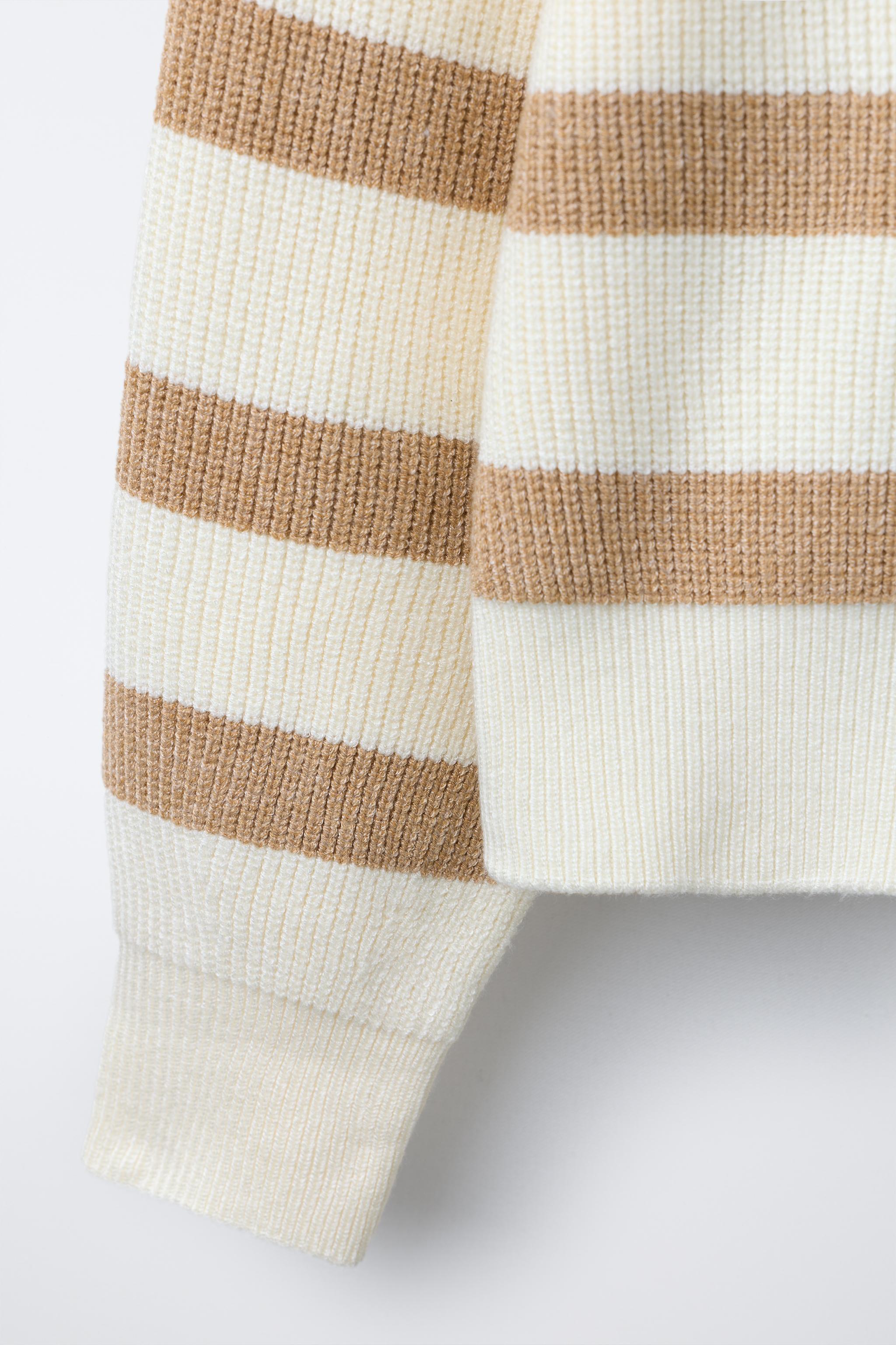 STRIPED KNIT SWEATER