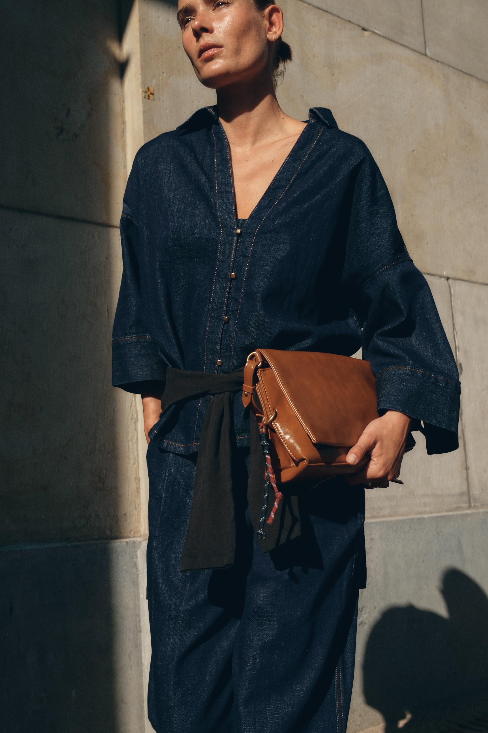 DENIM EFFECT BUTTON-UP SHIRT