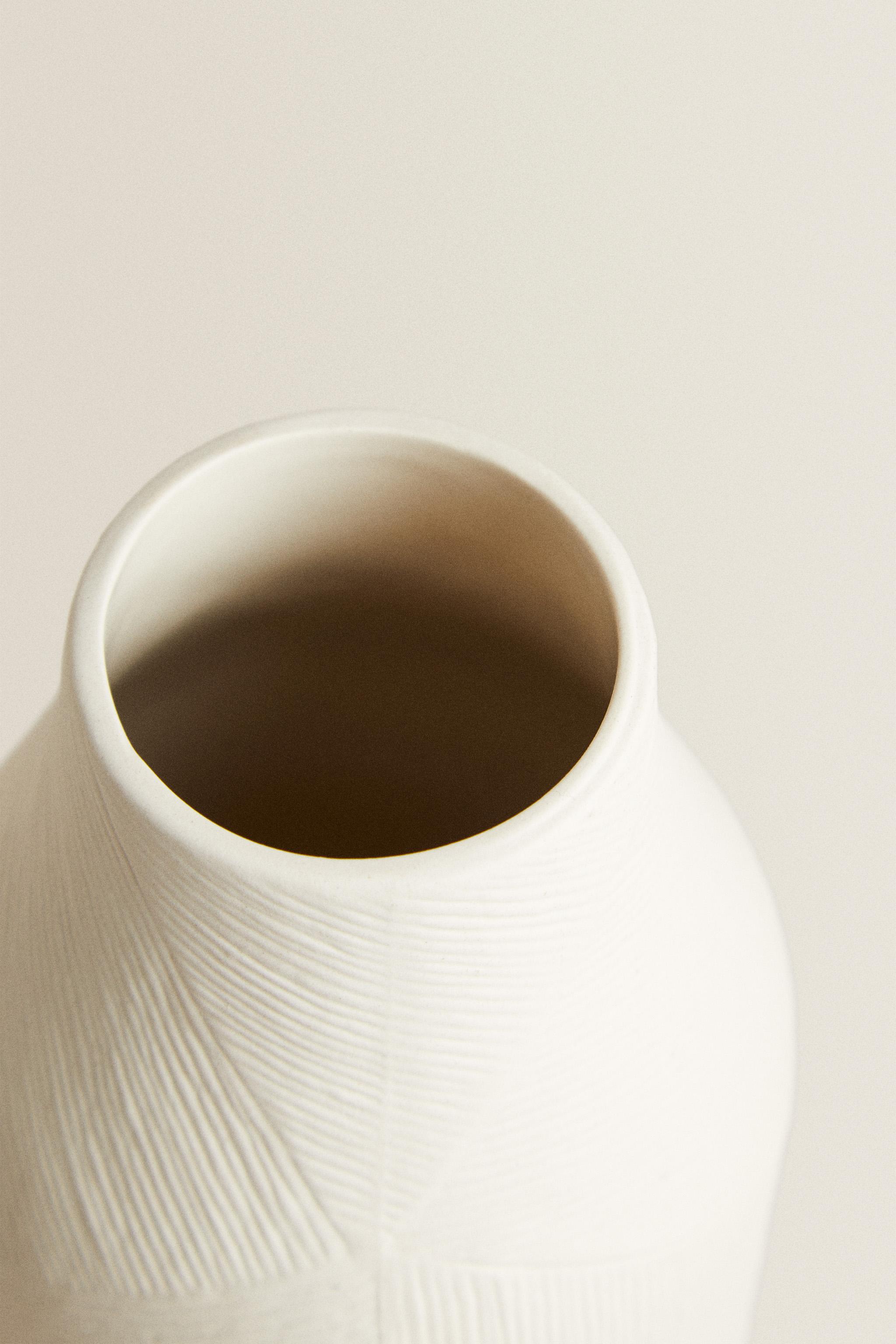 TEXTURED CERAMIC VASE