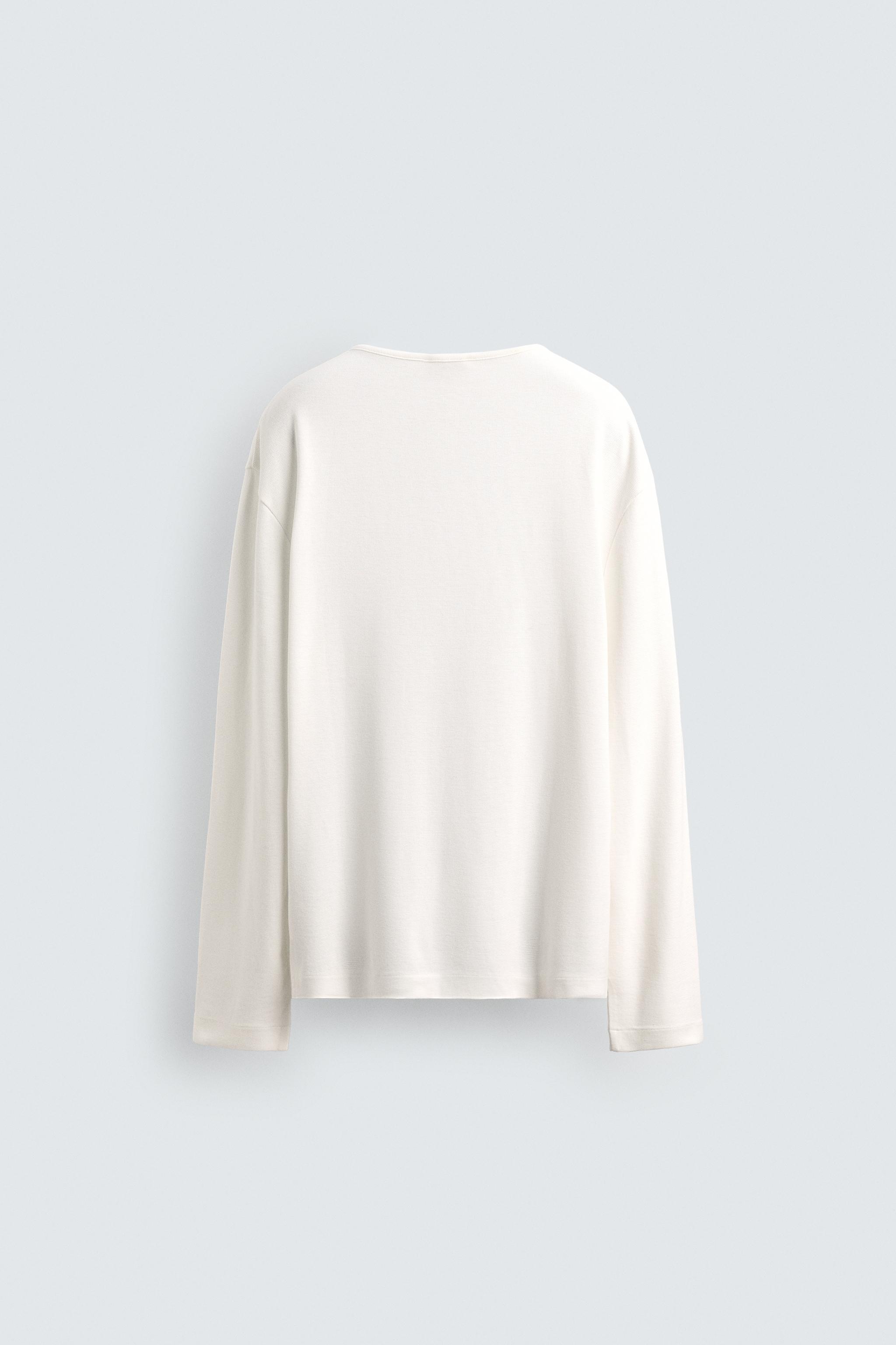 BUTTON-NECK GRID T-SHIRT