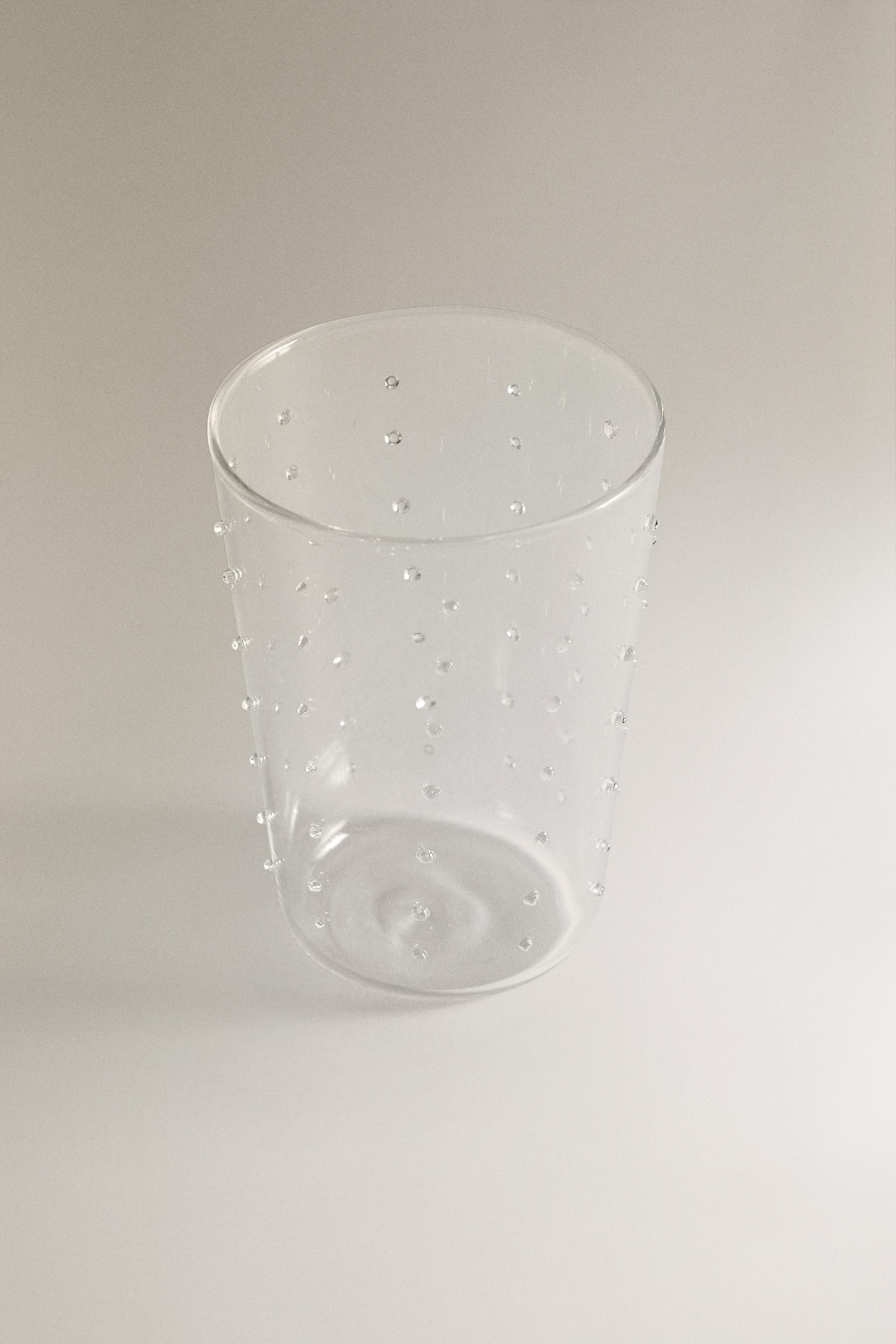 BOROSILICATE GLASS TUMBLER WITH DOTS