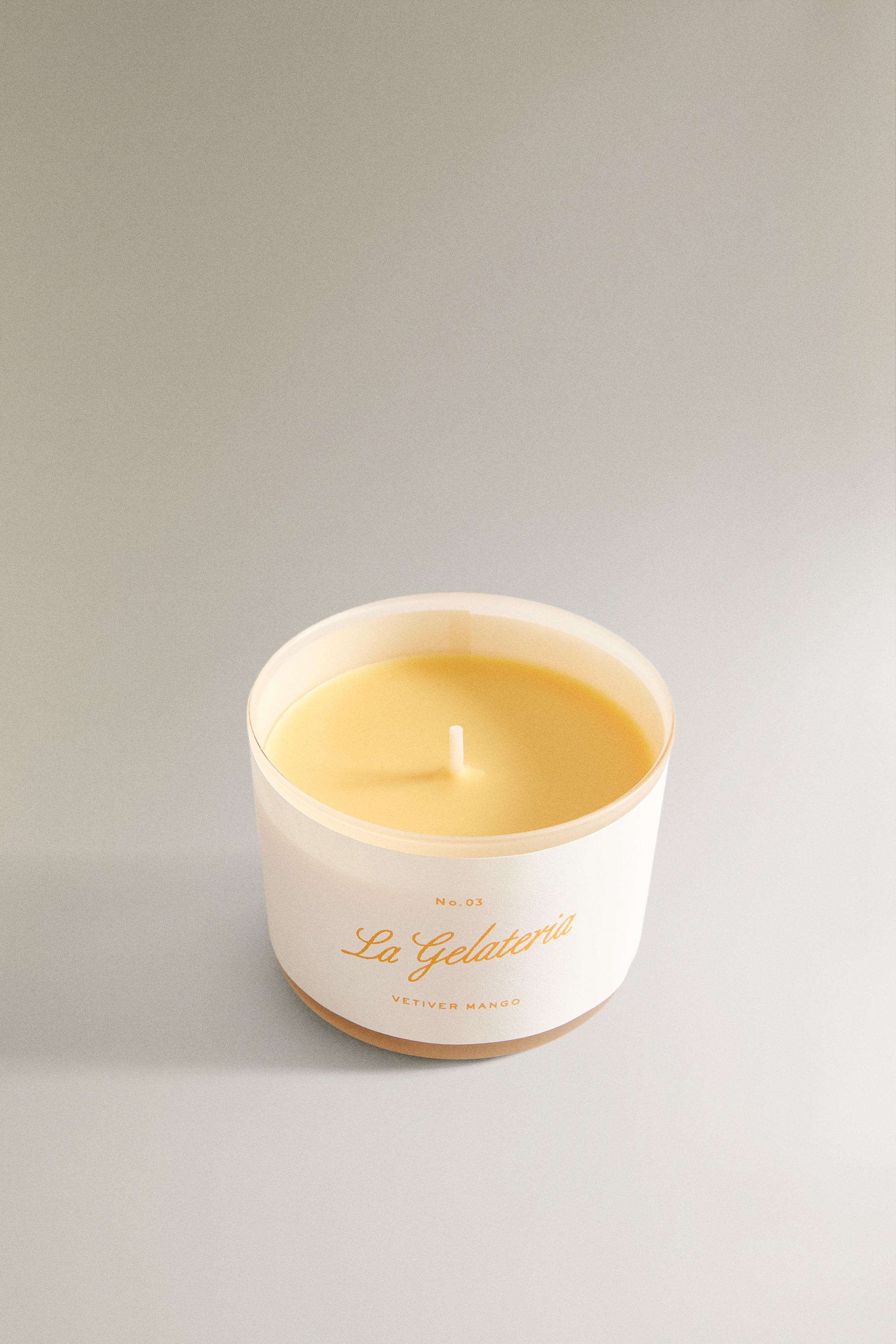 (150 G) VETIVER MANGO SCENTED CANDLE