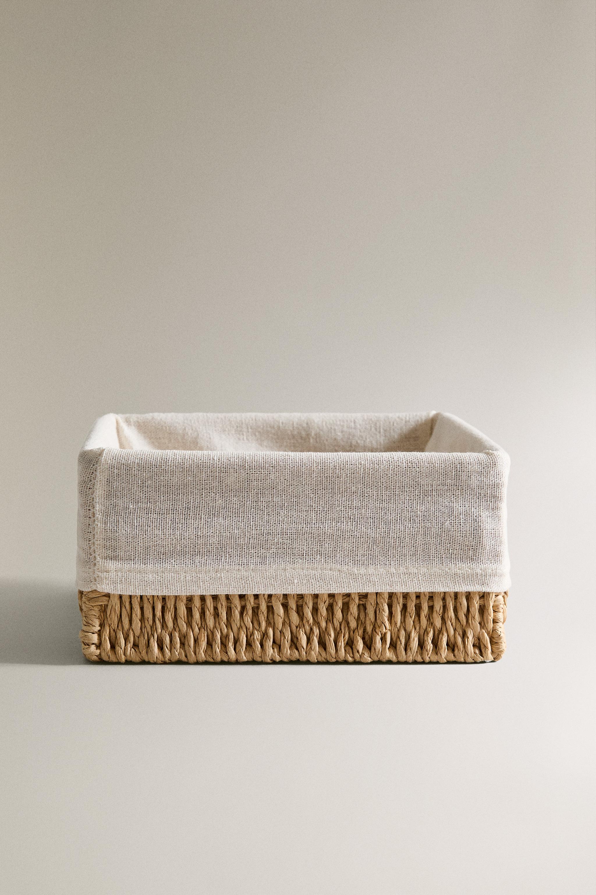 SQUARE FABRIC-LINED BASKET