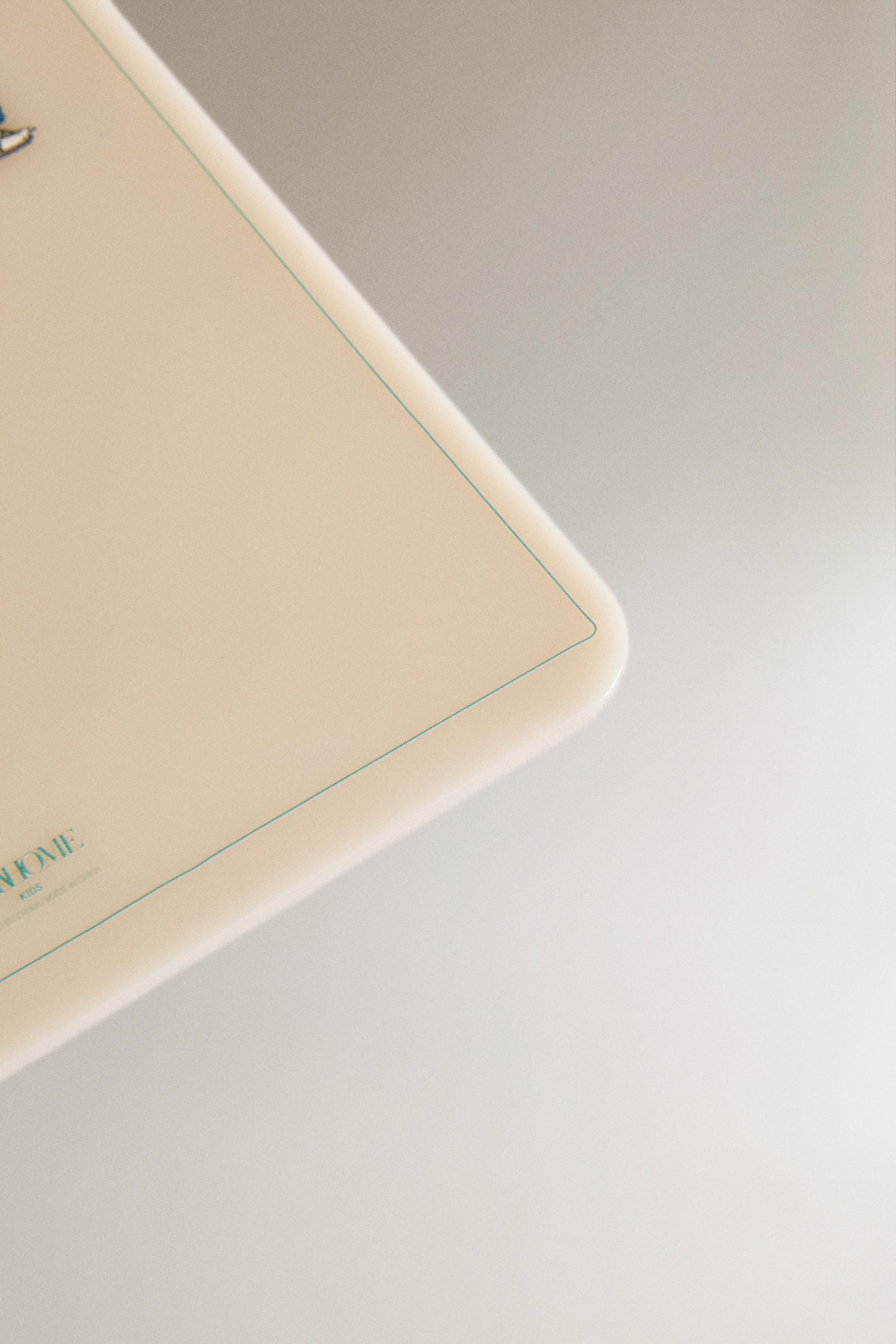 CHILDREN’S PEANUTS™ CLIPBOARD