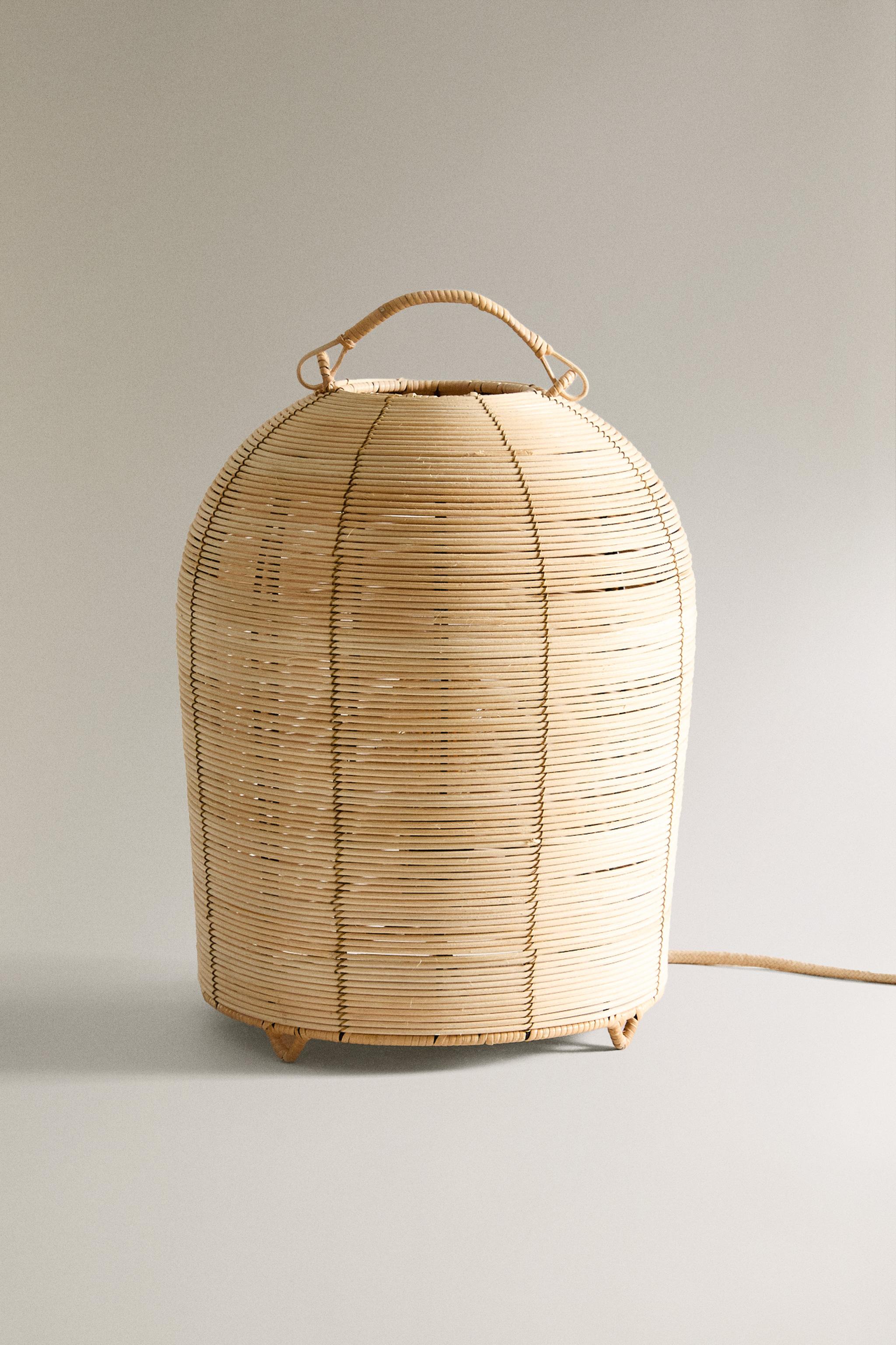 LARGE RATTAN TABLE LAMP