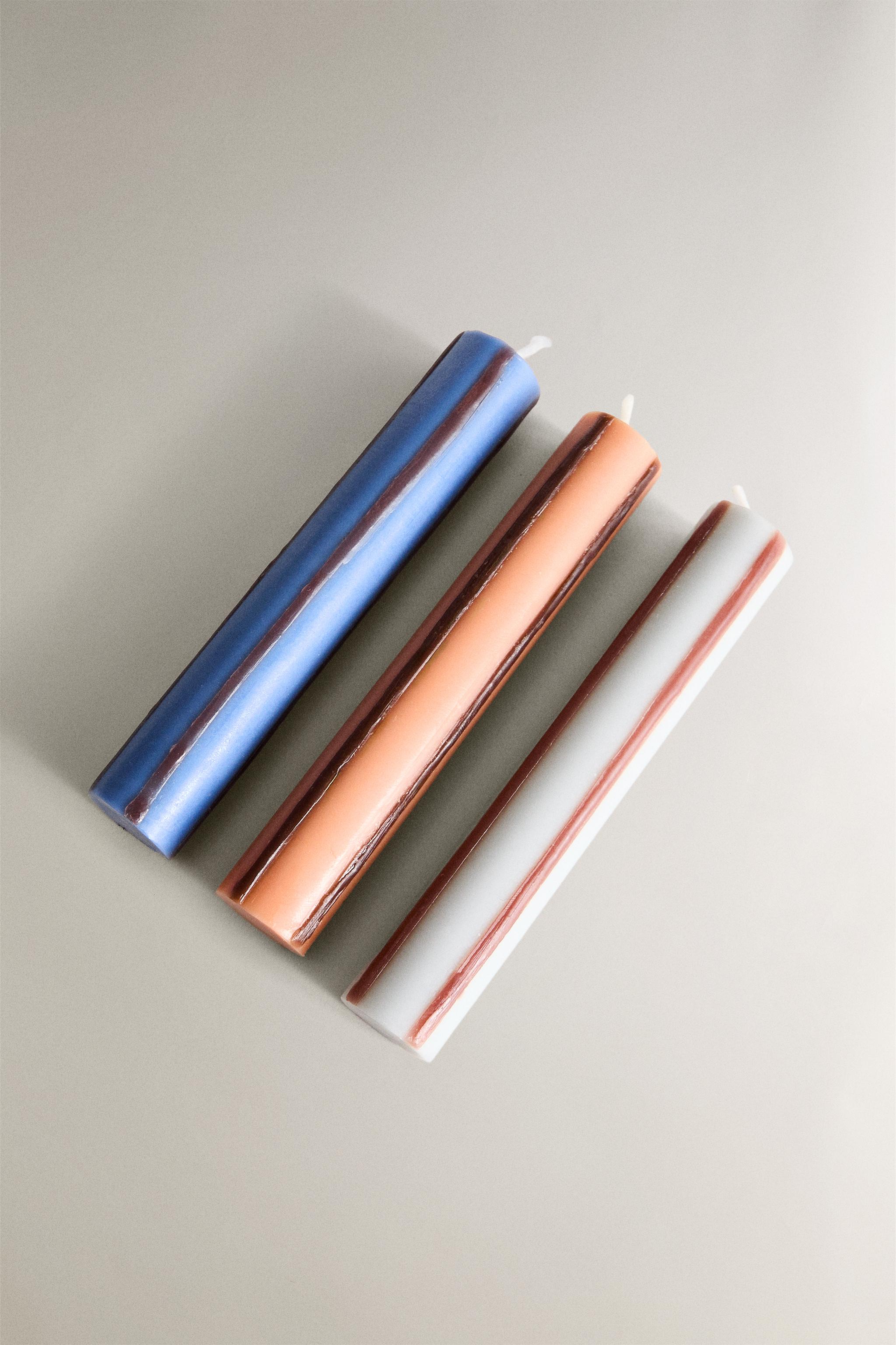 SET OF LONG STRIPED CANDLES (SET OF 3)