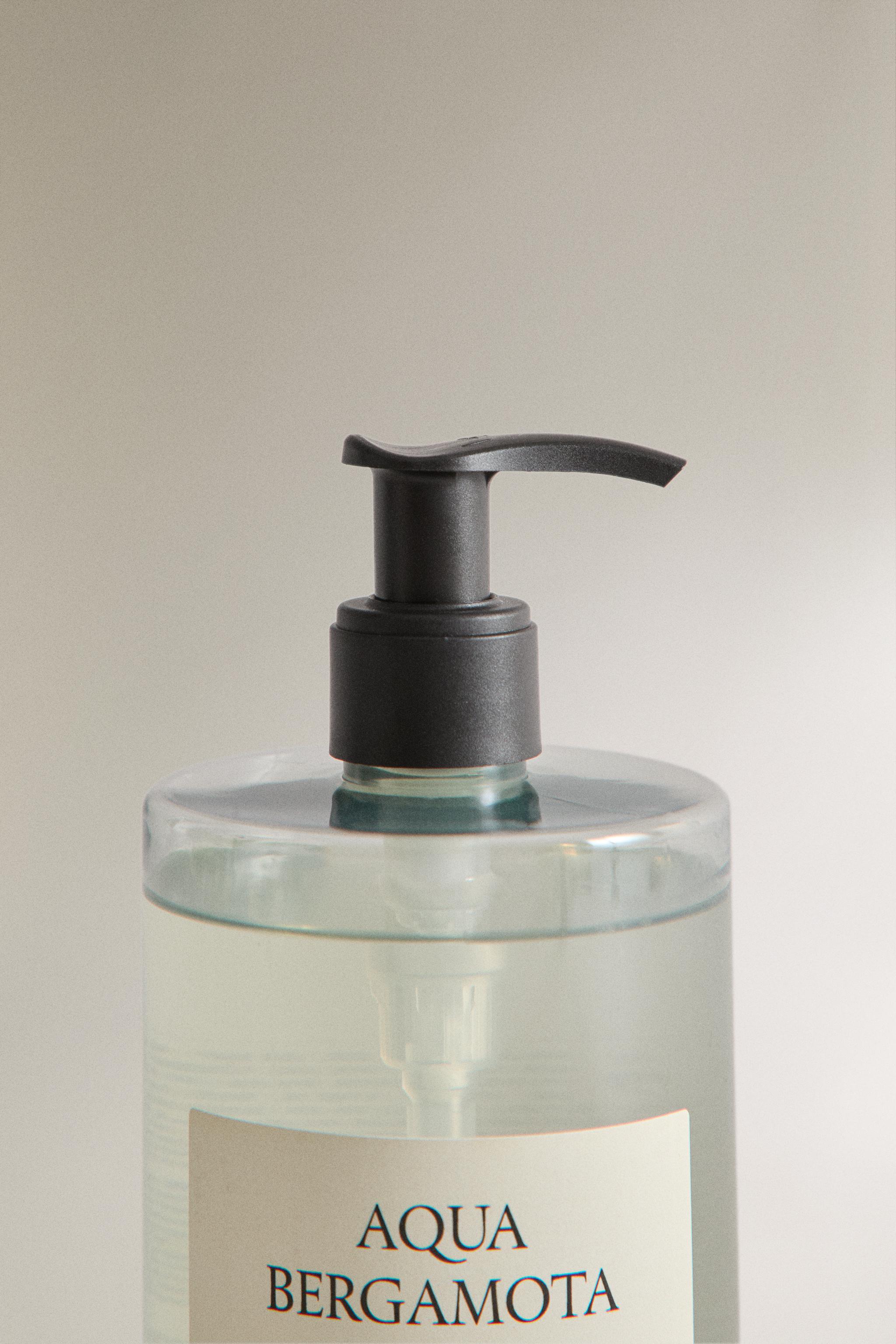 (16.91 oz) AQUA BERGAMOT LIQUID SOAP