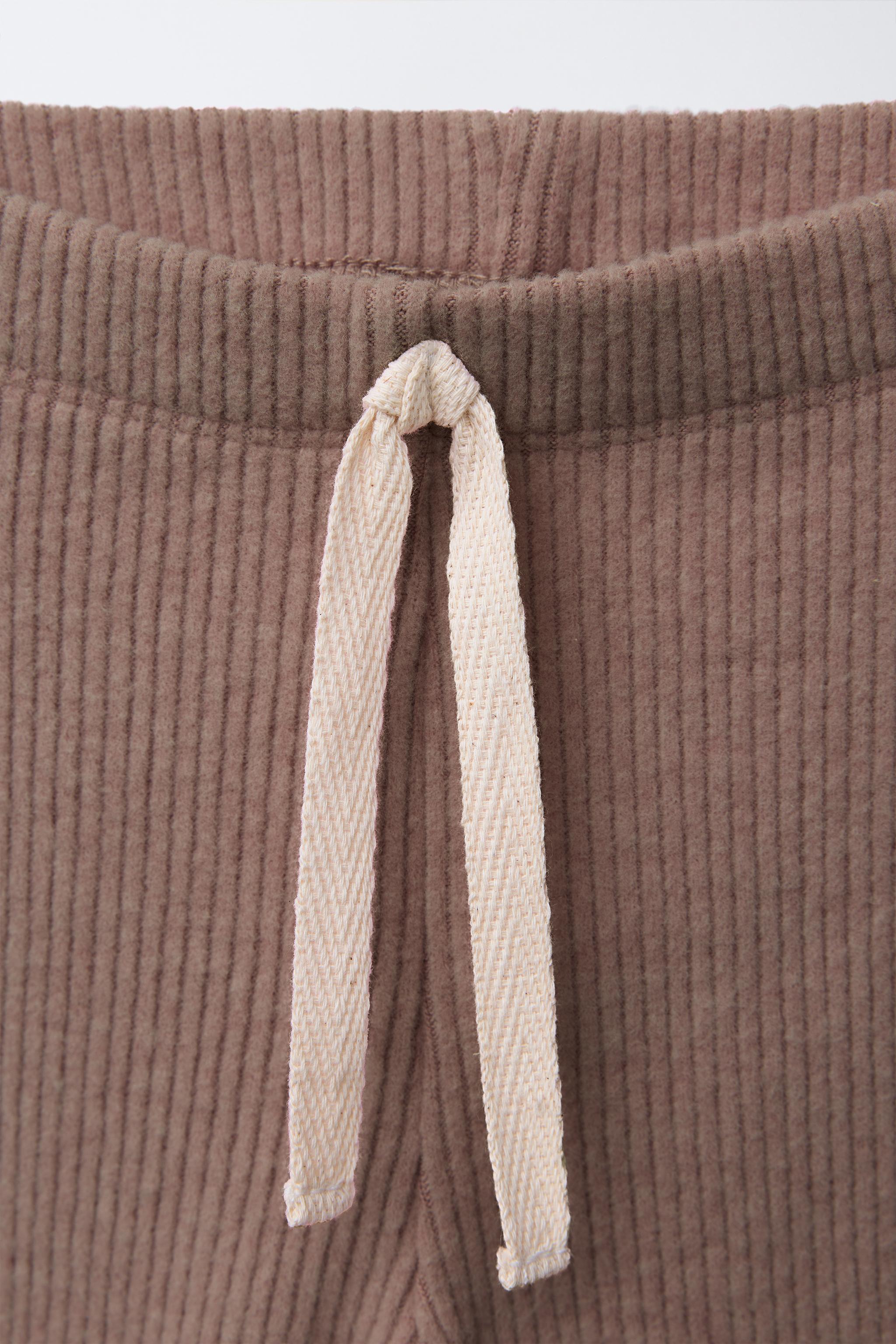 STRIPED SWEATSHIRT AND SOFT RIBBED LEGGINGS SET