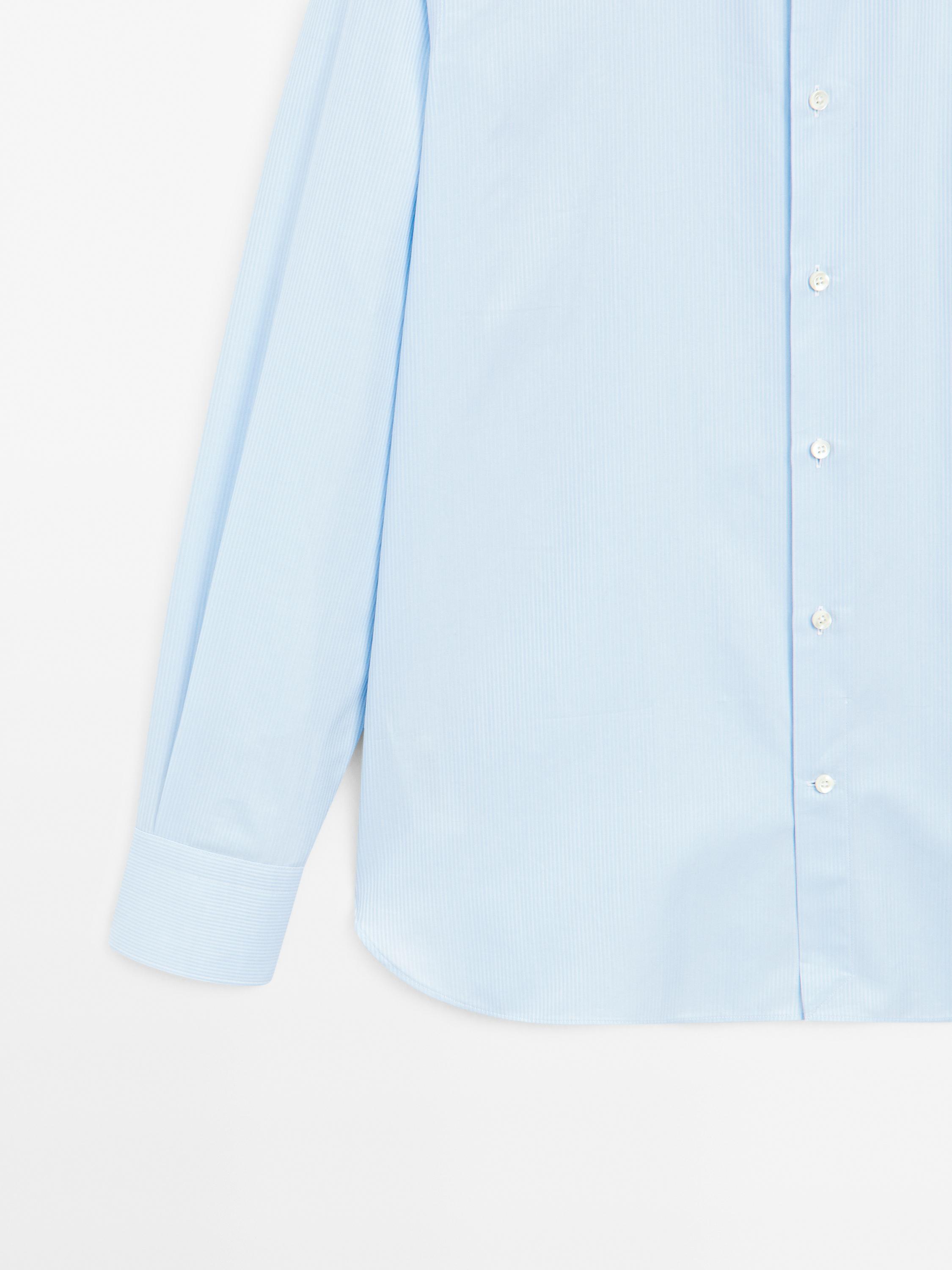 Slim fit striped shirt