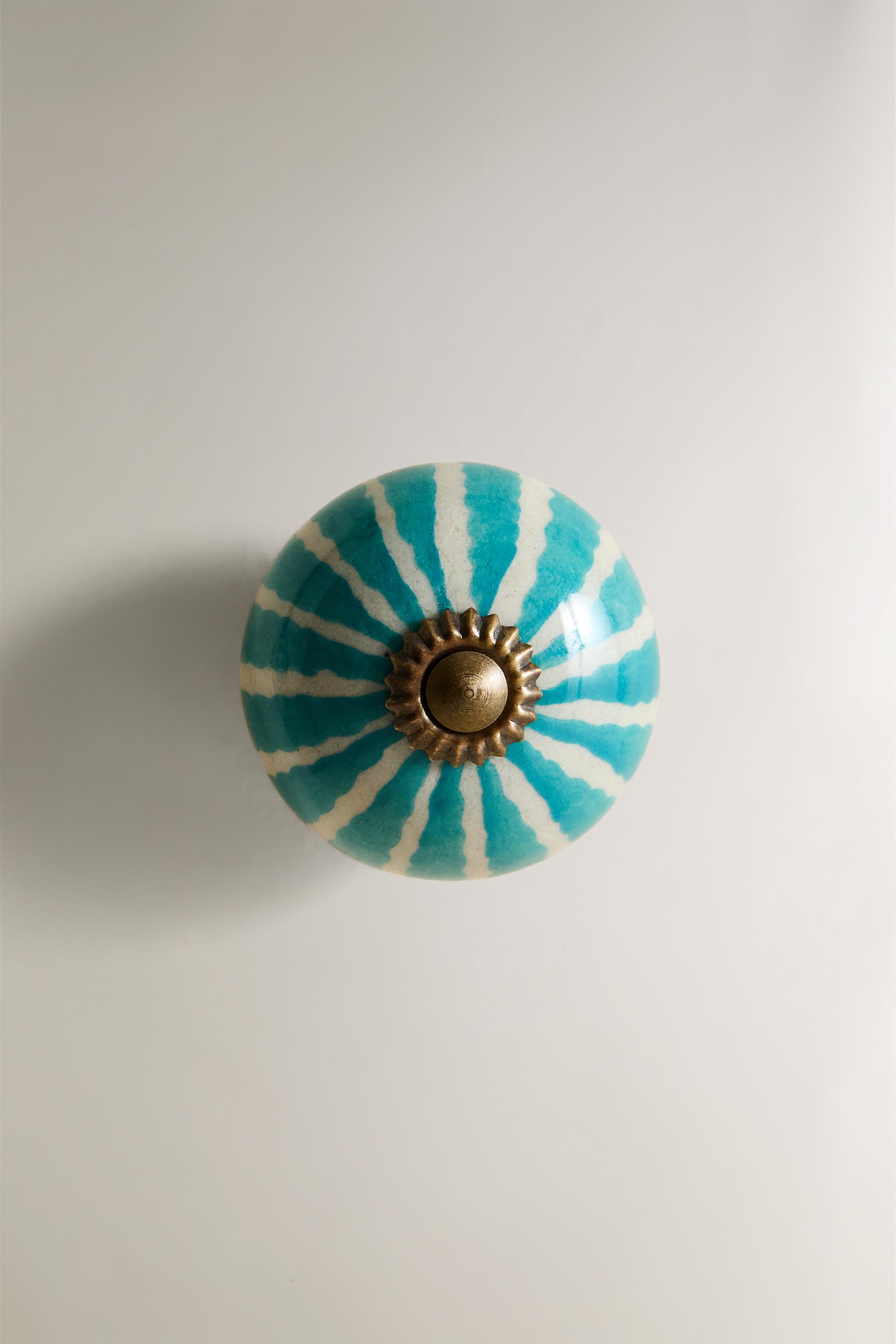SET OF CERAMIC FLOWER KNOBS (SET OF 2)