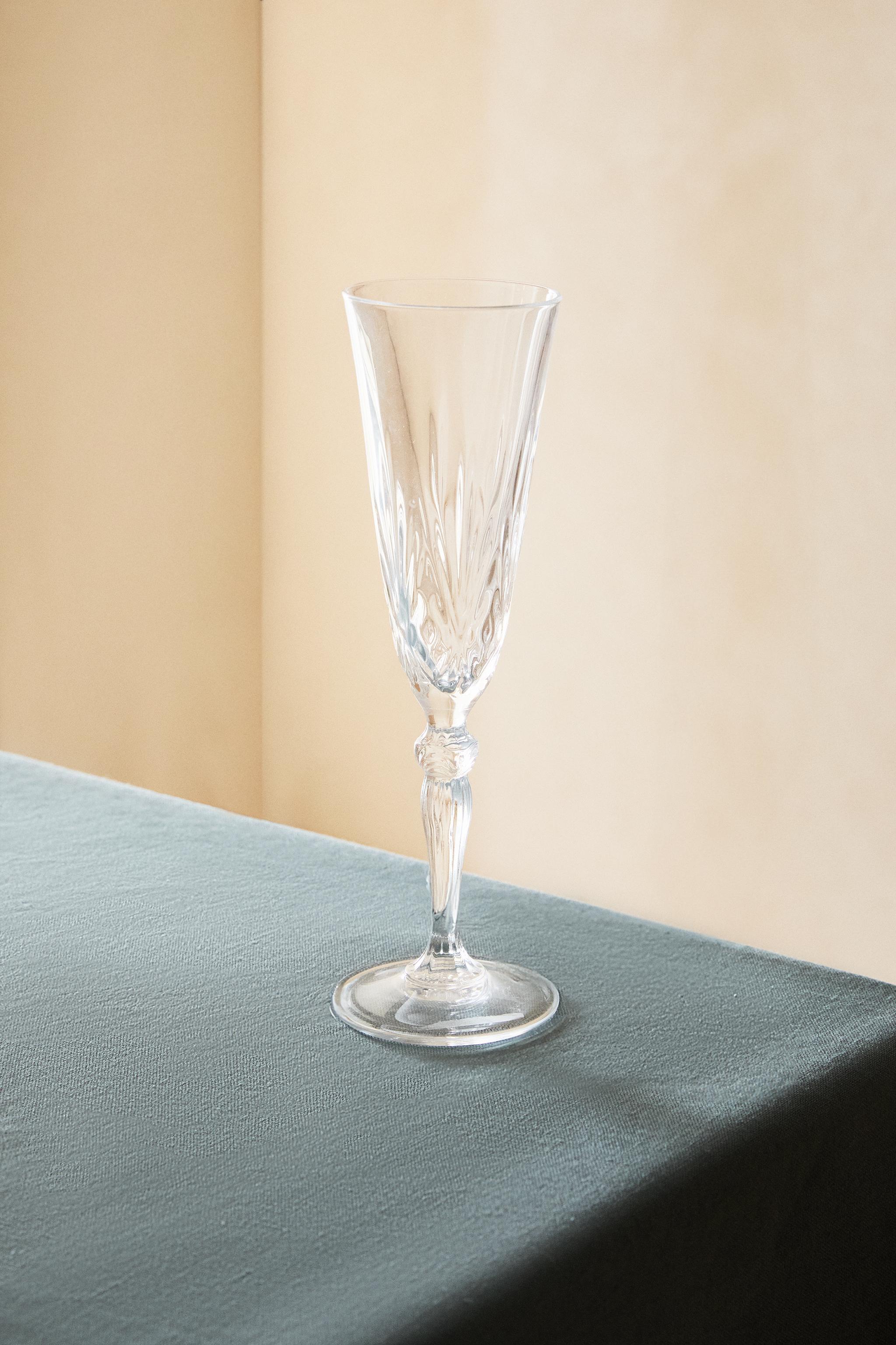 ENGRAVED CRYSTALLINE FLUTE GLASS