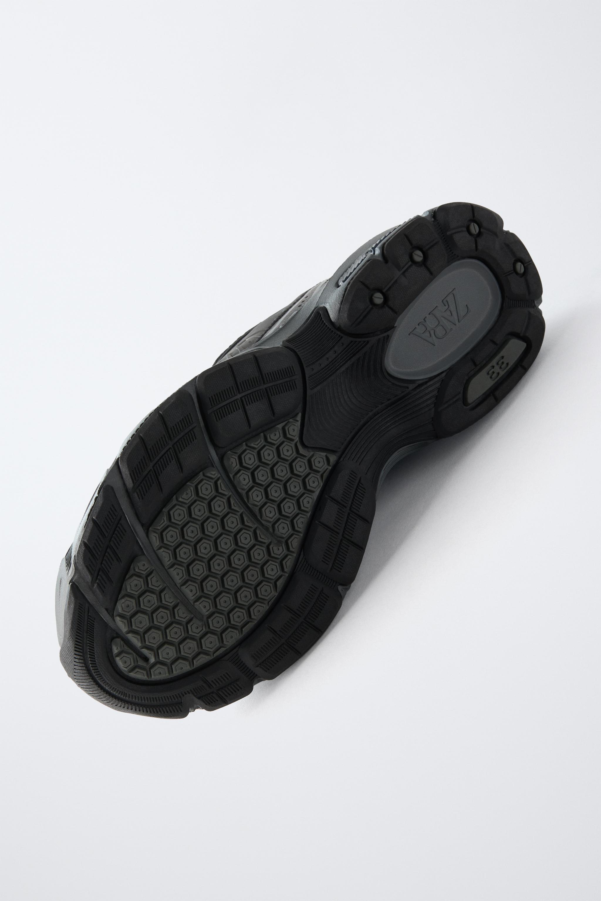 MULTI-PIECE SNEAKERS