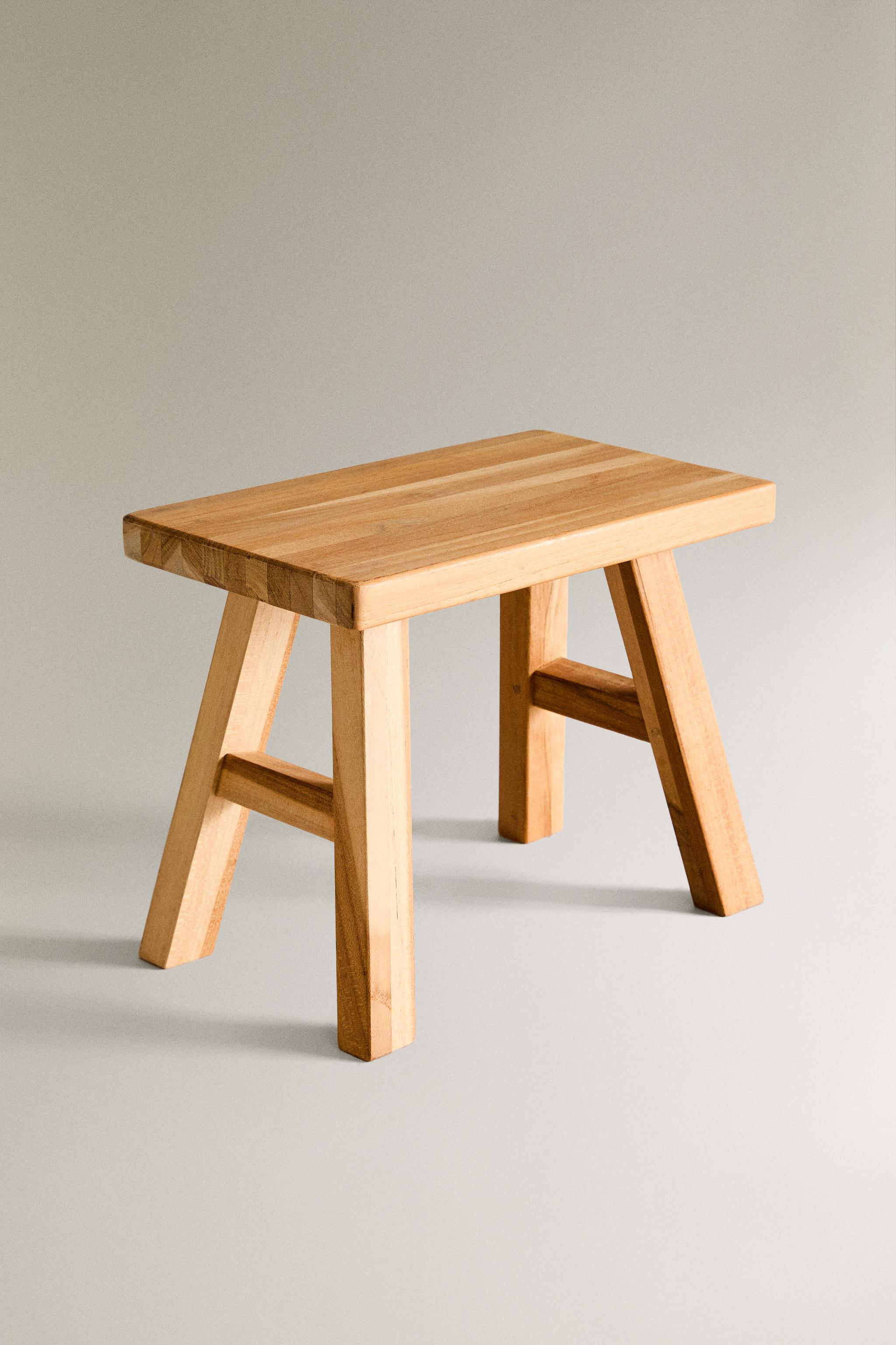 SMALL STOOL