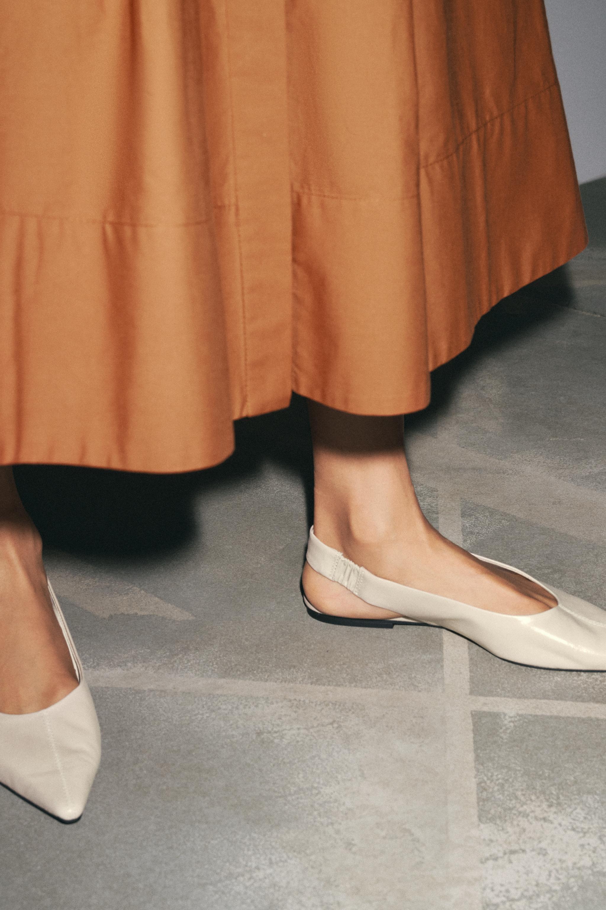 LEATHER SLINGBACK BALLET FLATS