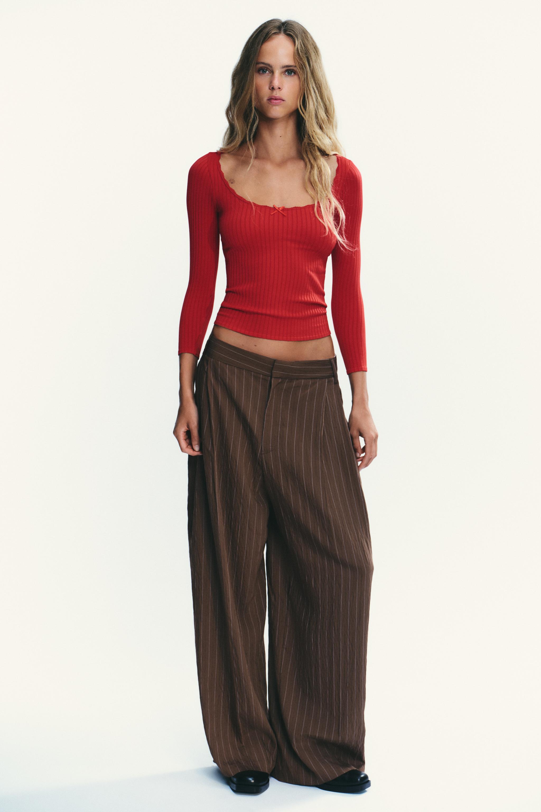 SEAMLESS RIB BOW TOP