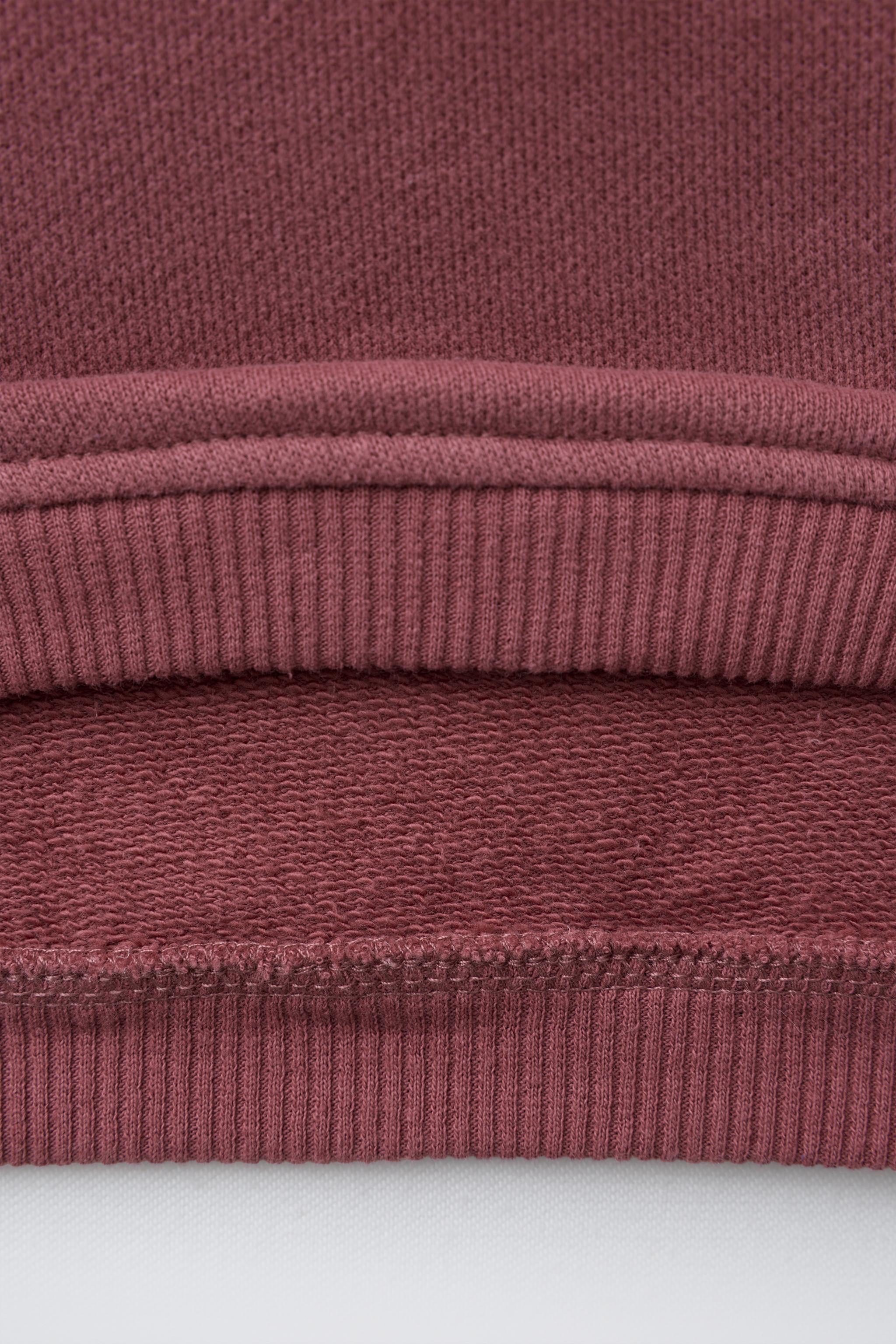 RABBIT APPLIQUÉ SWEATSHIRT