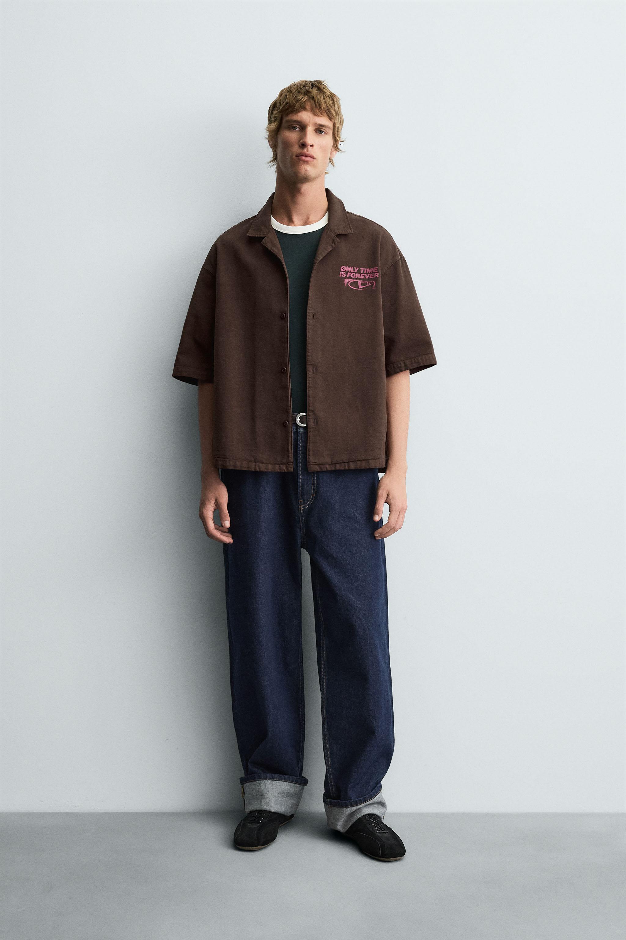 CONTRAST GRAPHIC PRINT SHIRT