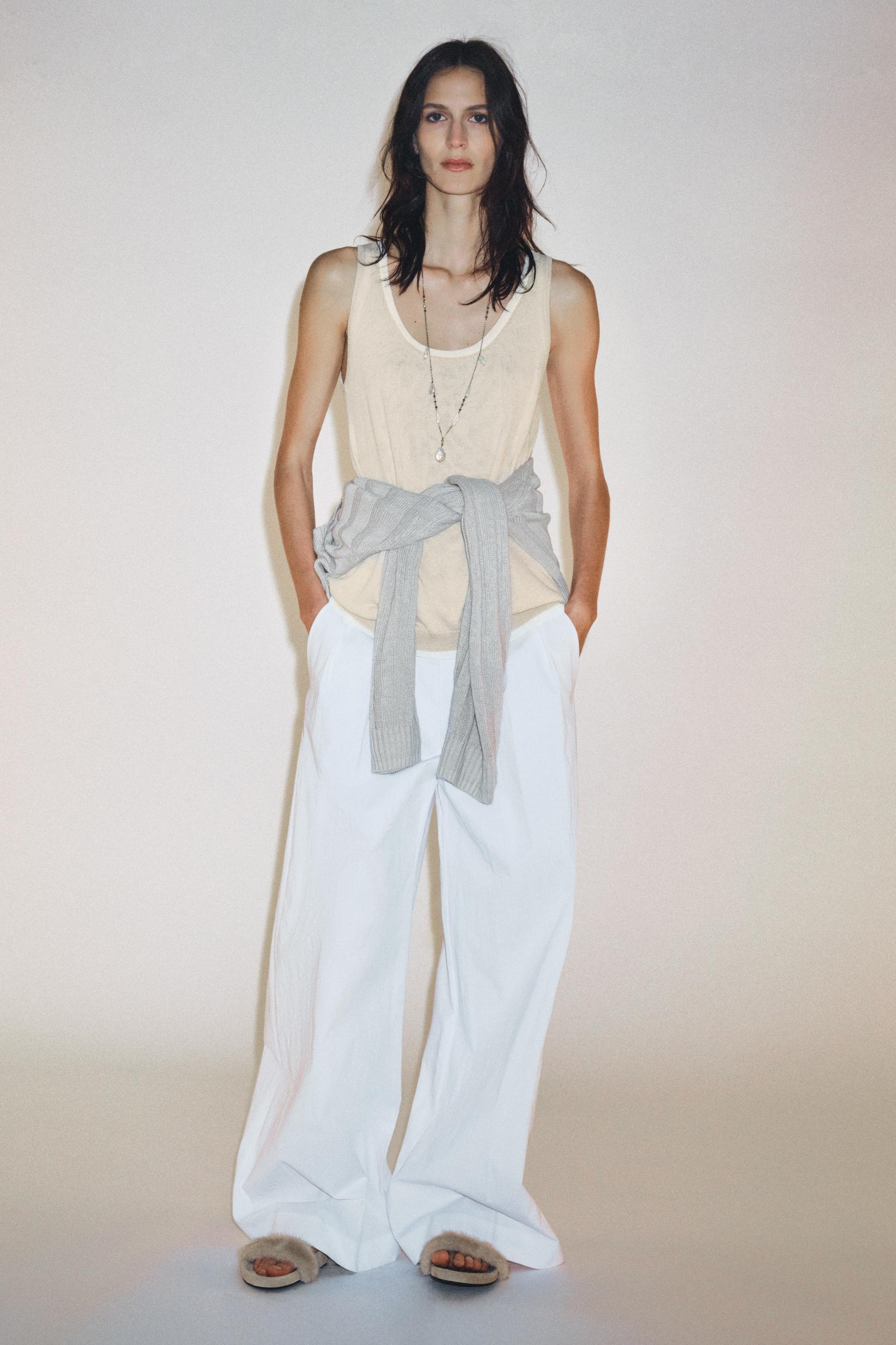 DOUBLE LAYER KNIT TOP