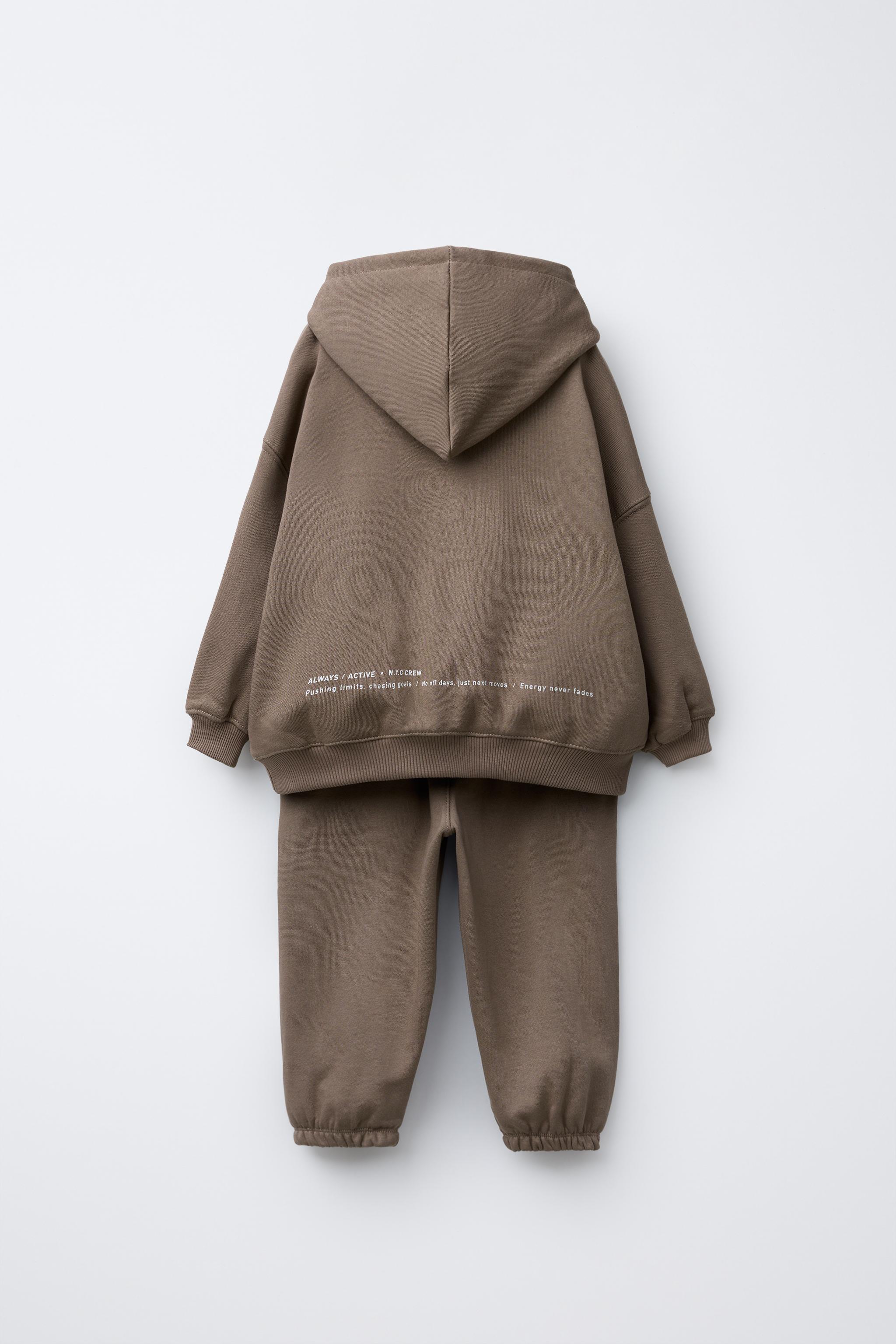 TEXT JOGGING HOODIE AND JOGGER PANTS SET