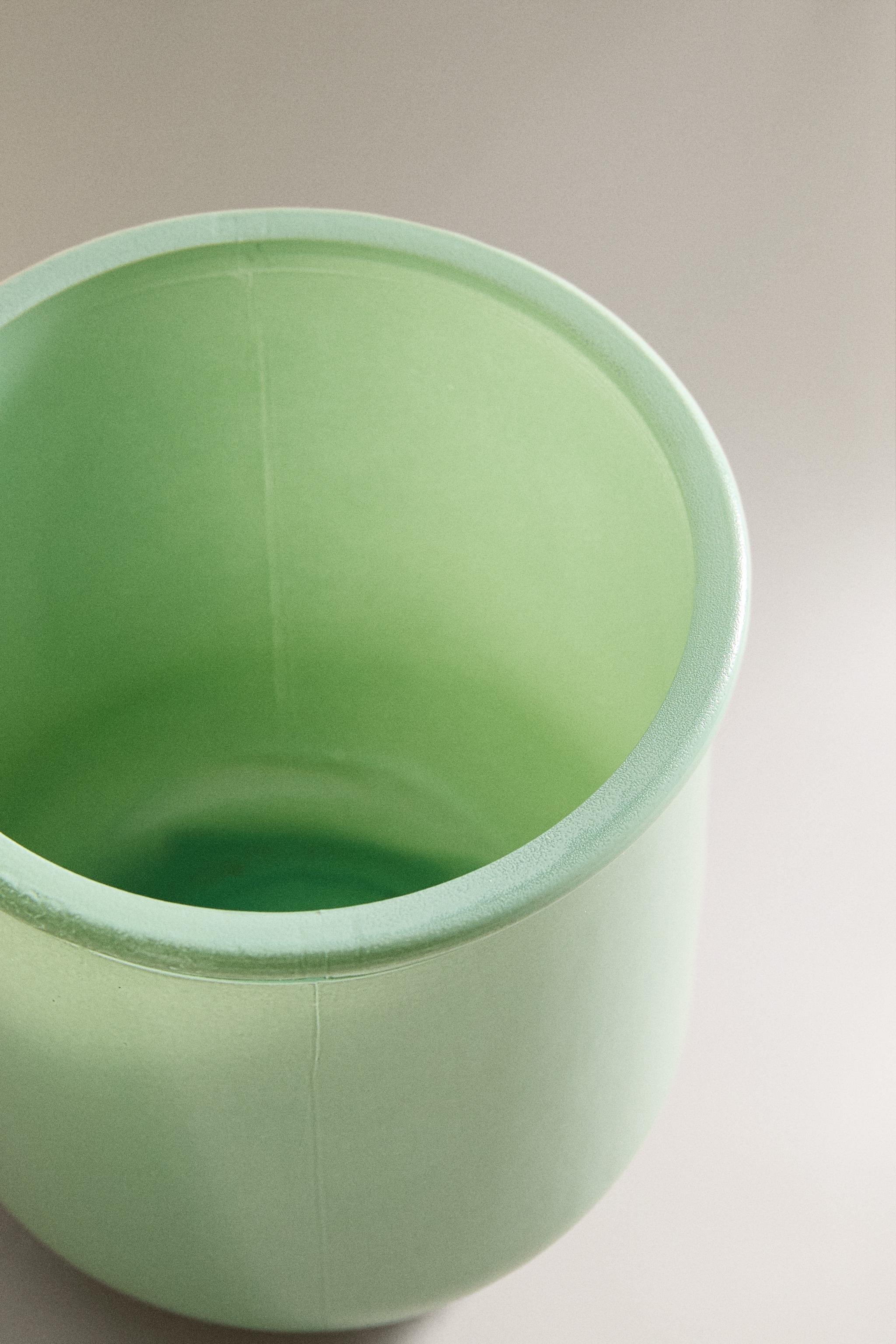 JADE GLASS TOOTHBRUSH HOLDER