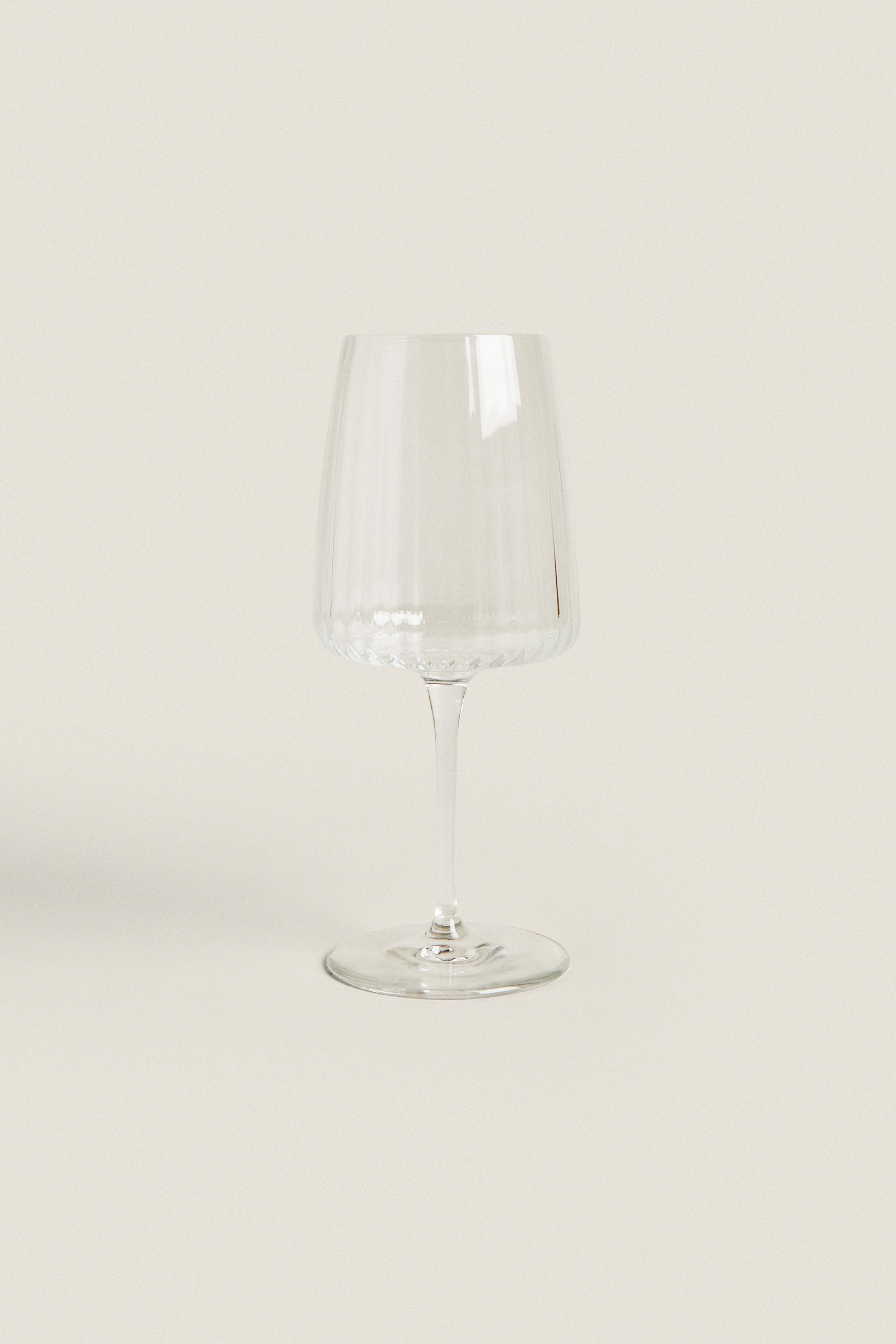 LARGE GLASS WITH LINES