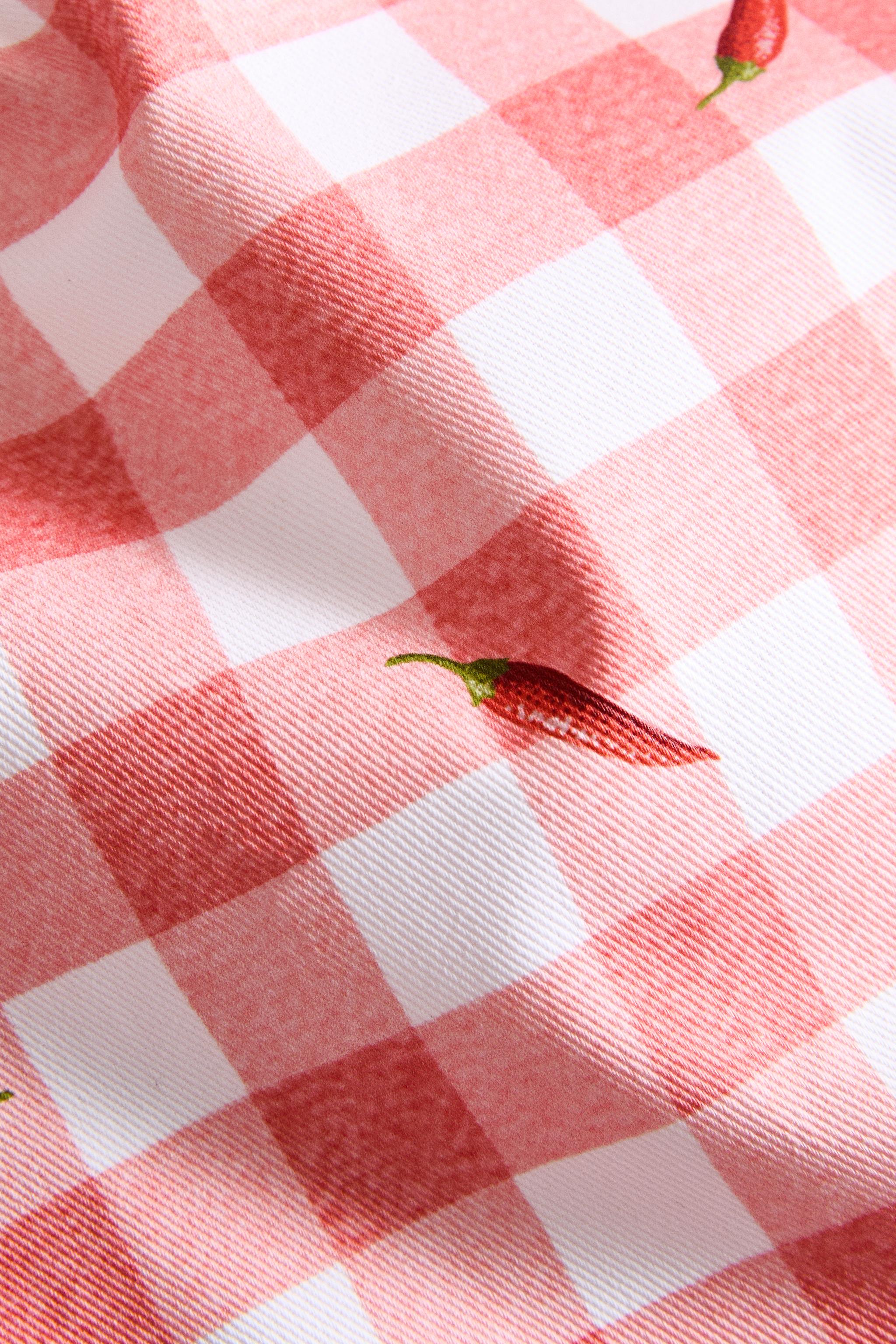 RESIN-COATED COTTON CHILI PEPPER TABLECLOTH