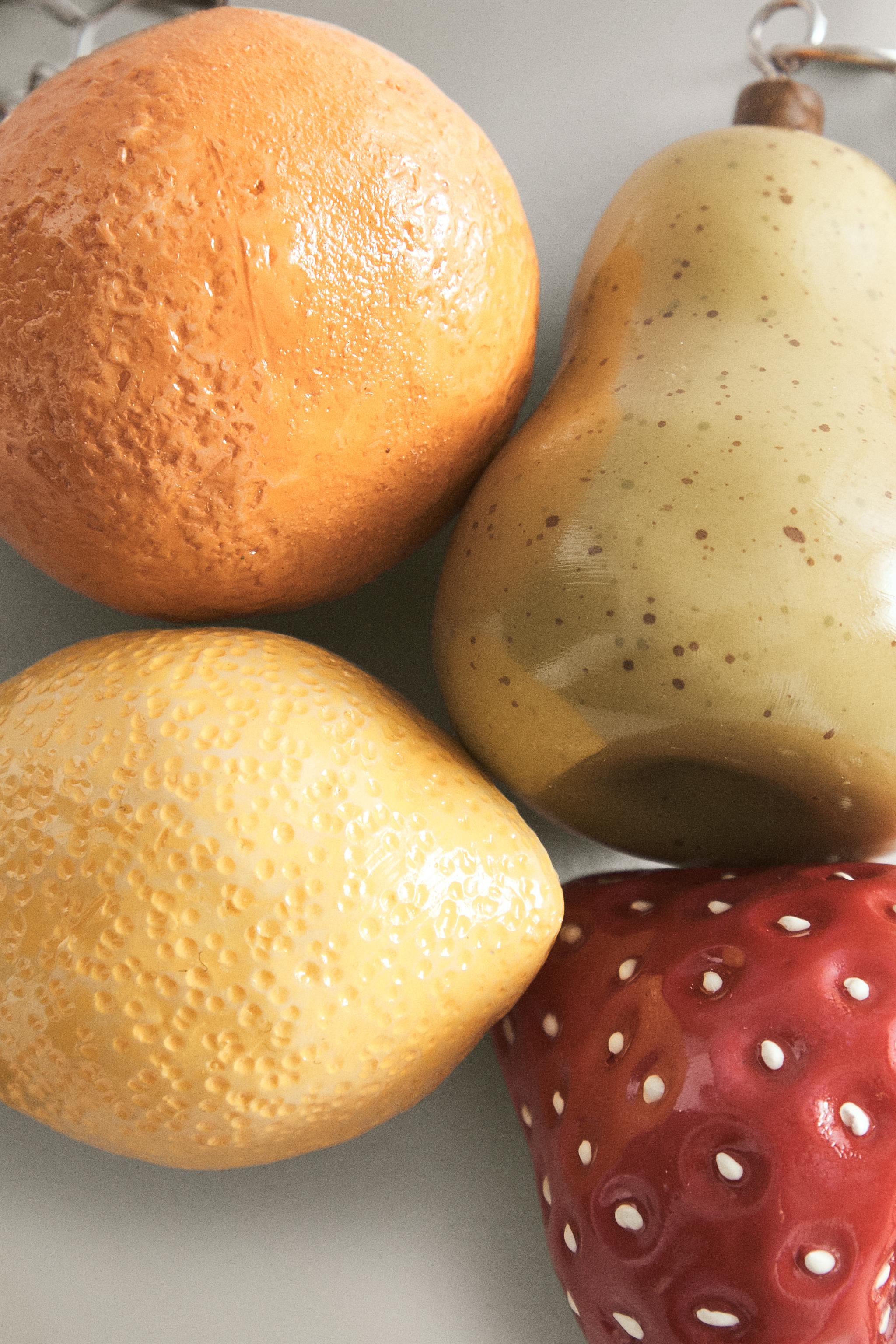 TABLECLOTH TONGS FOR FRUIT TABLECLOTHS (SET OF 4)