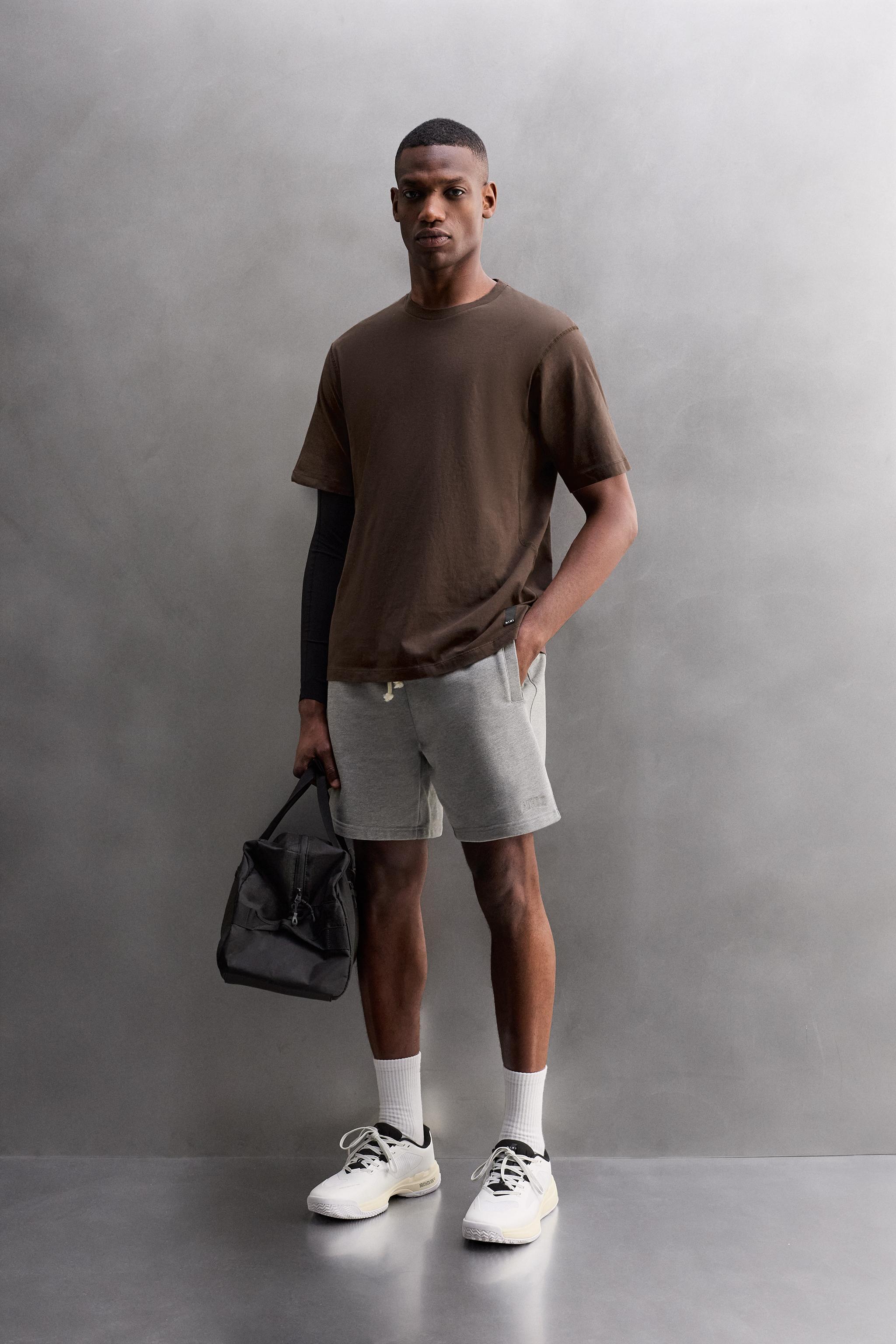 RUNNING GRAPHIC PRINT T-SHIRT