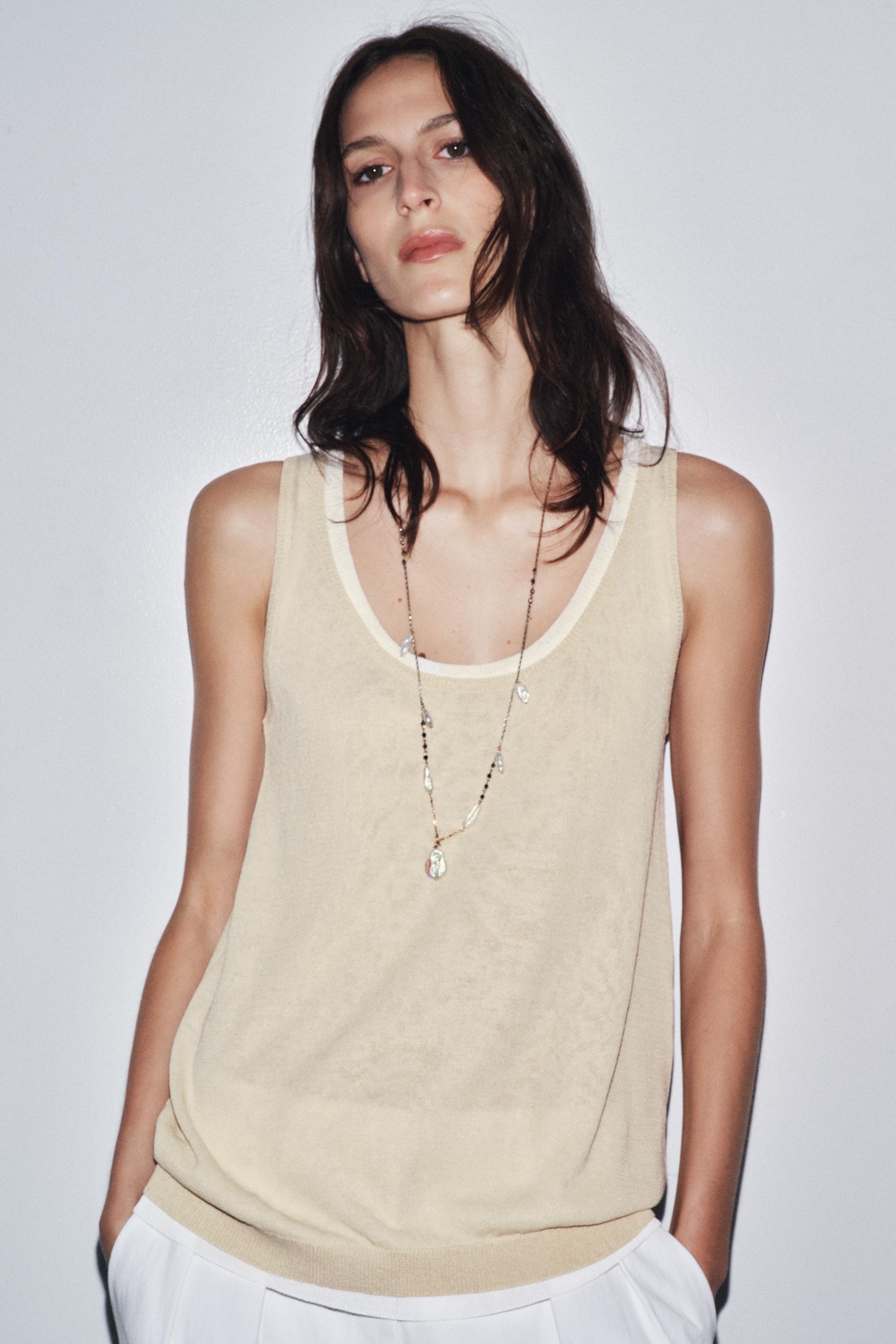 DOUBLE LAYER KNIT TOP