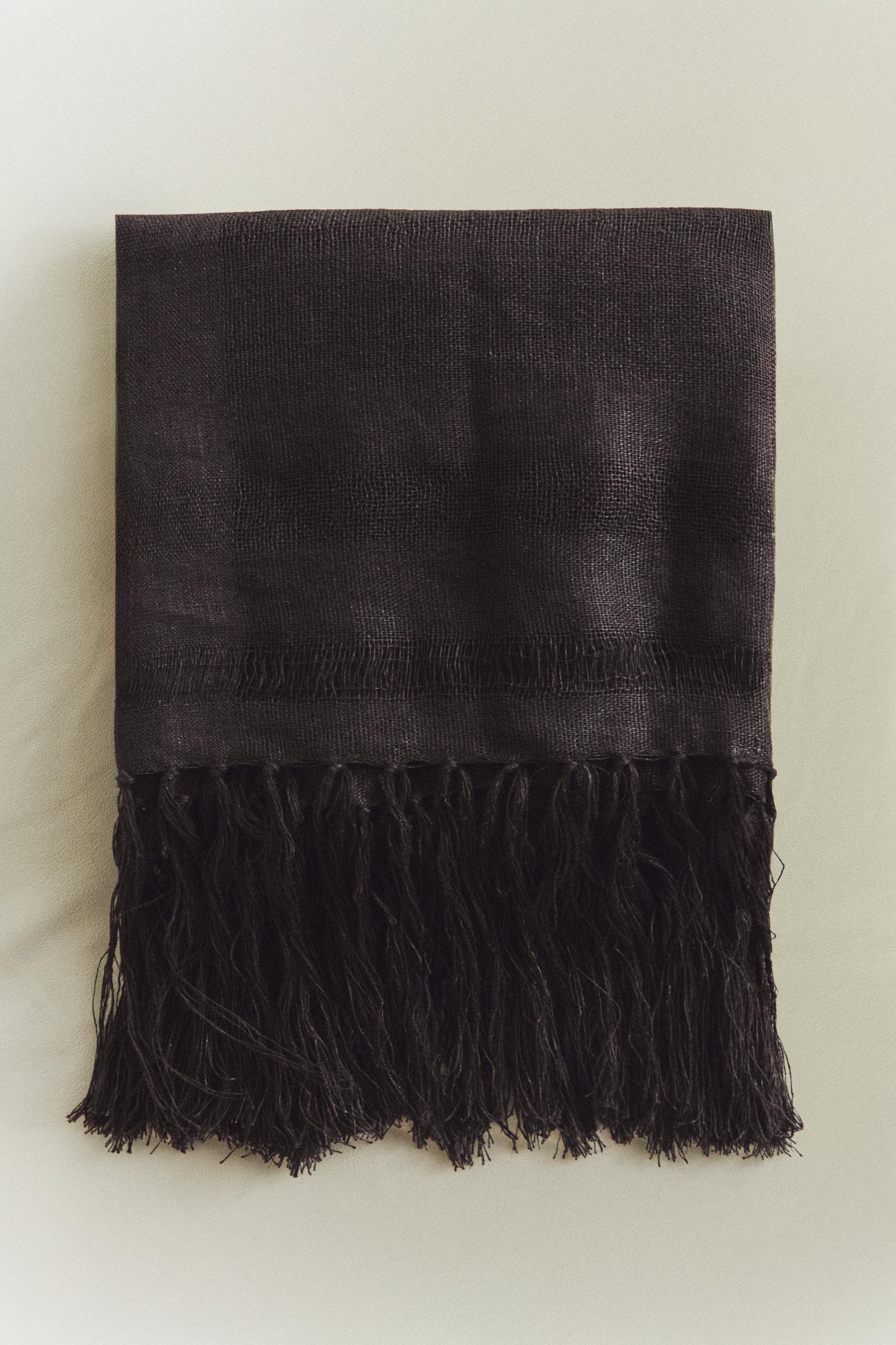 FRINGED LINEN BLANKET