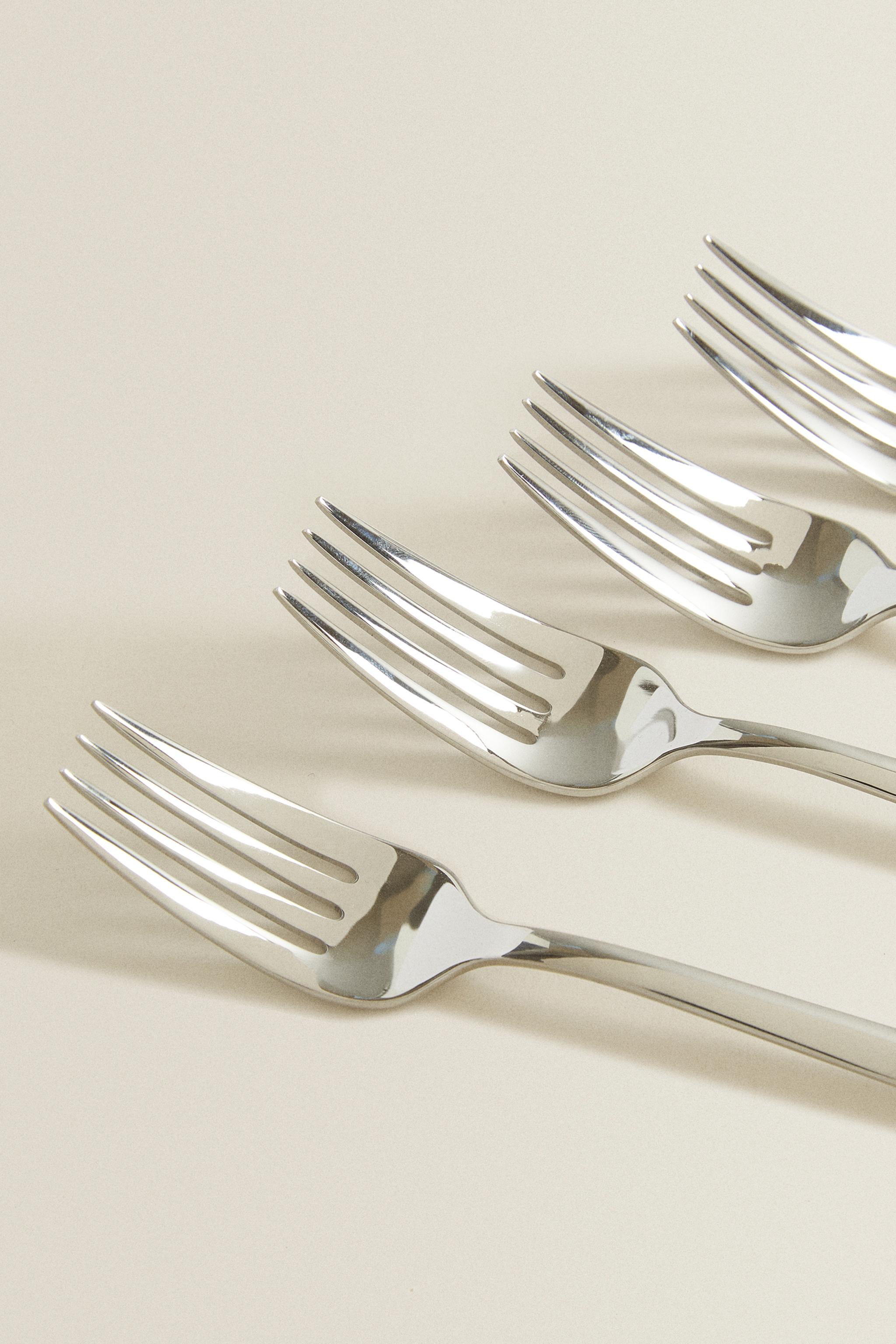 SET OF SHINY STEEL FORKS (SET OF 4)