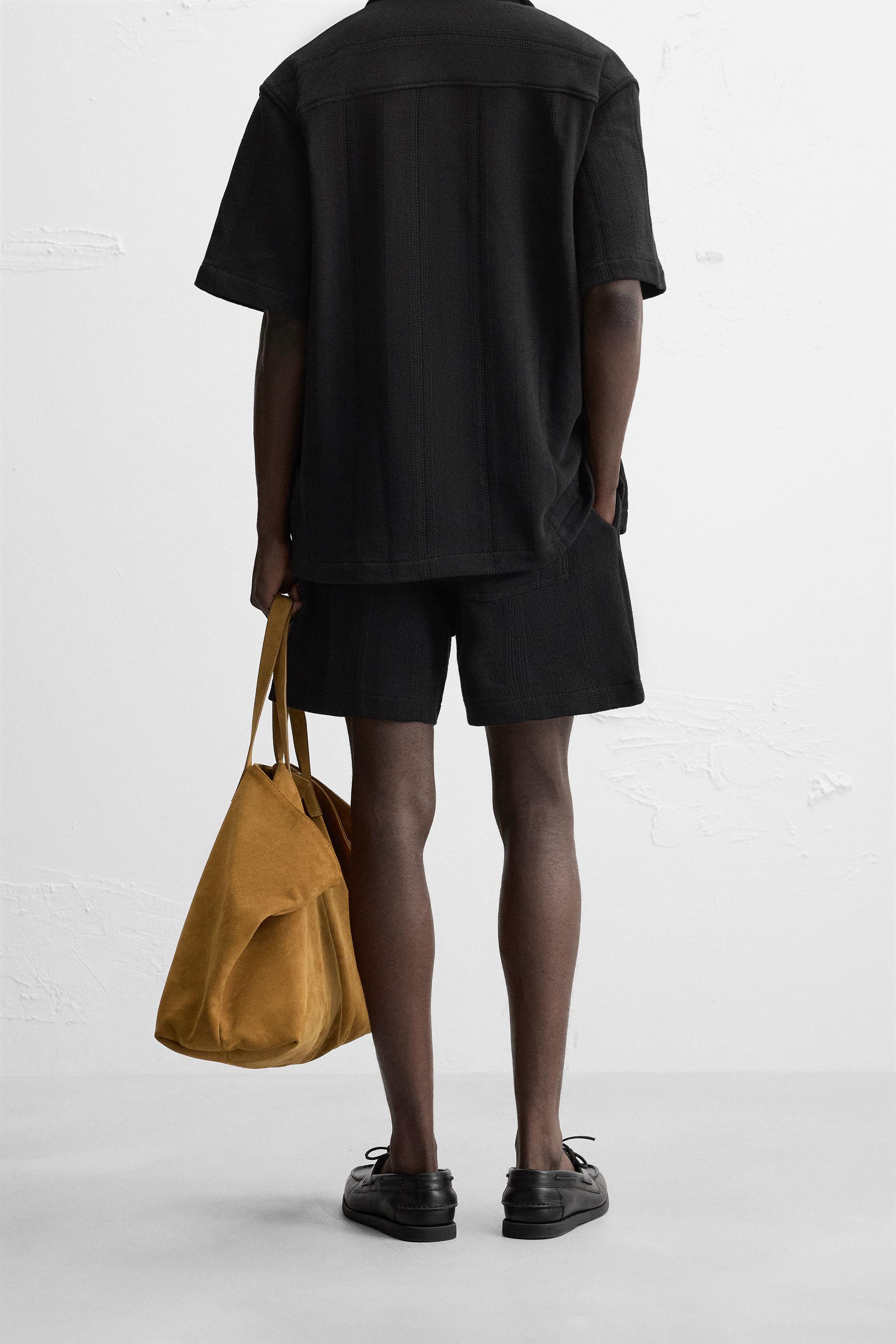 JACQUARD TEXTURED SHORTS