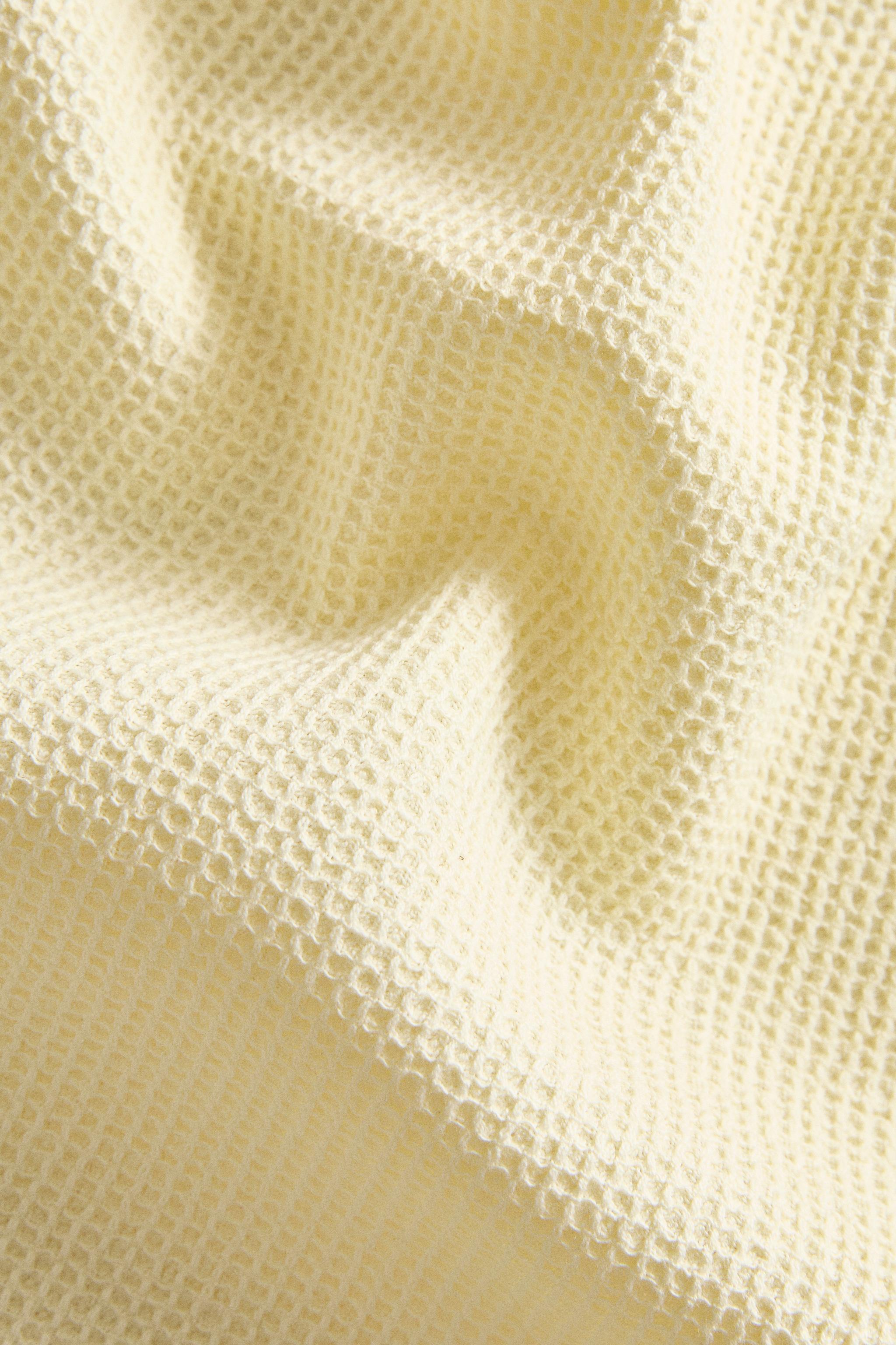 WAFFLE-KNIT BATH TOWEL