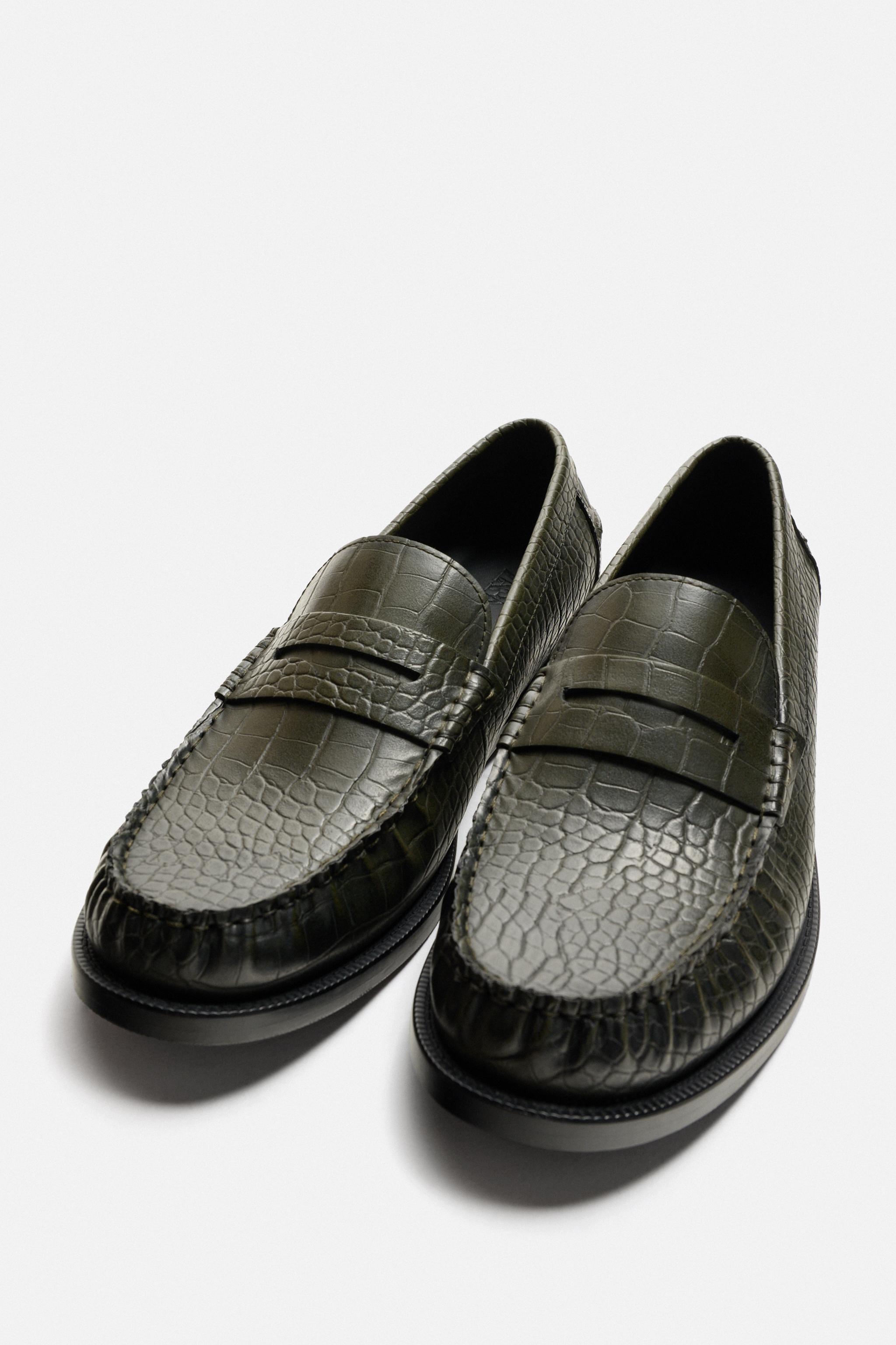 CROCODILE-EFFECT LOAFERS