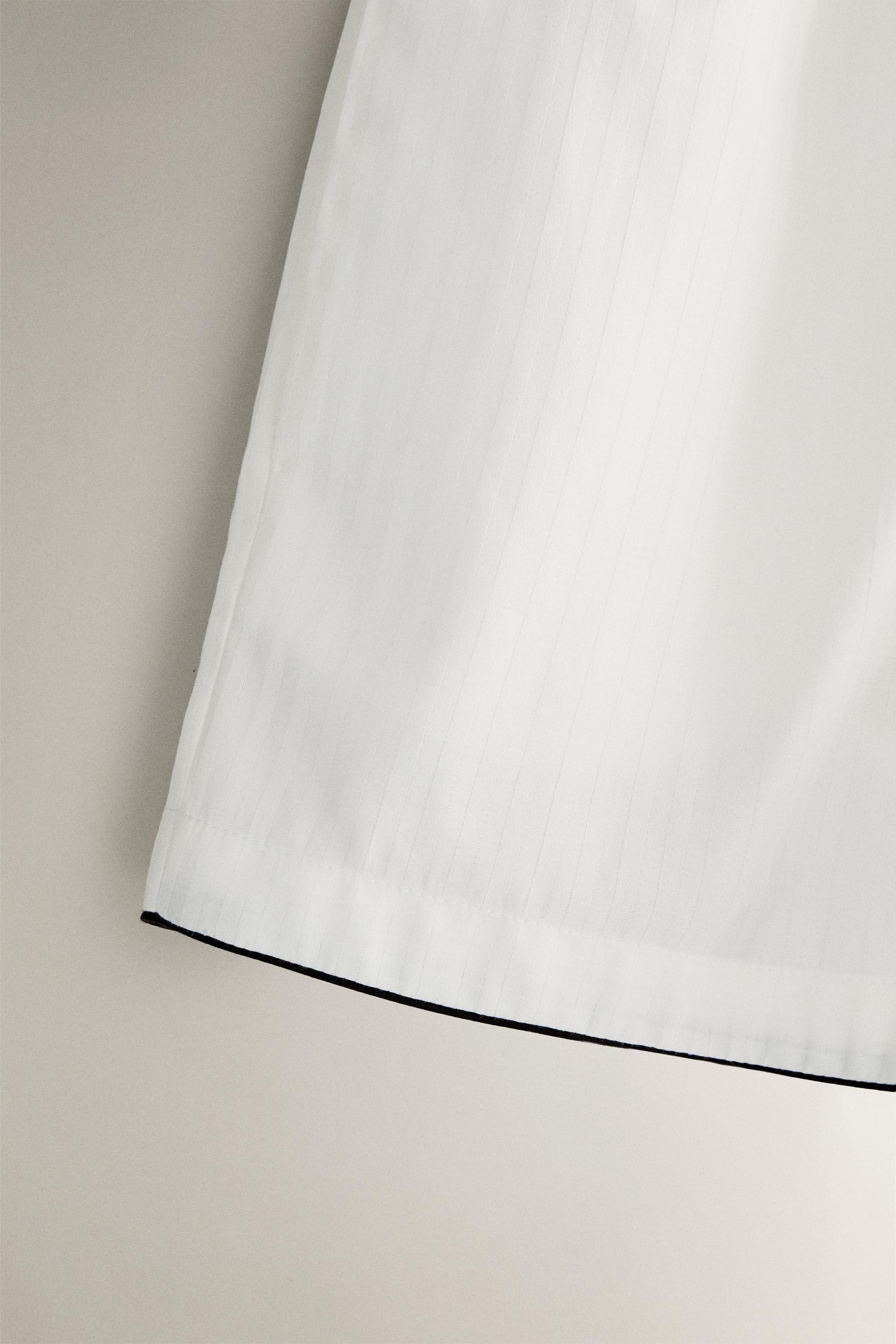 STRIPED JACQUARD SHORTS