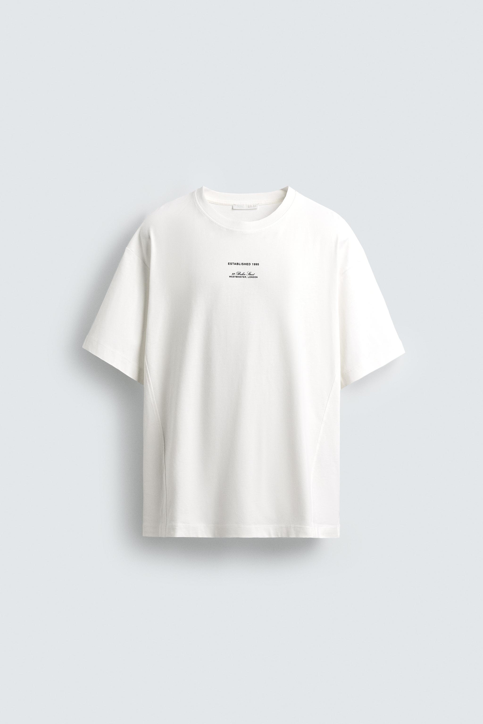 CONTRAST LABEL T-SHIRT