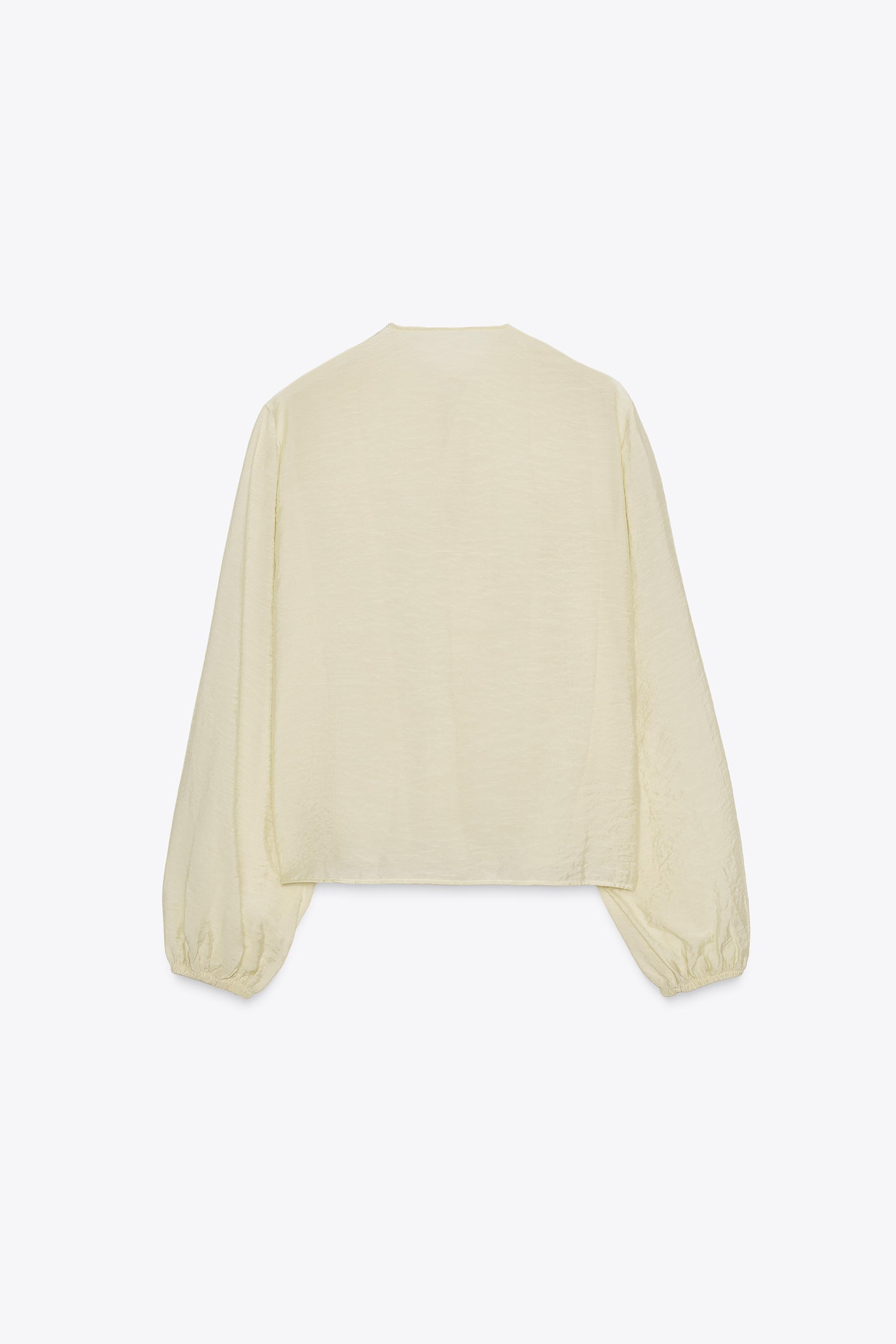 RUFFLED ROMANTIC BLOUSE