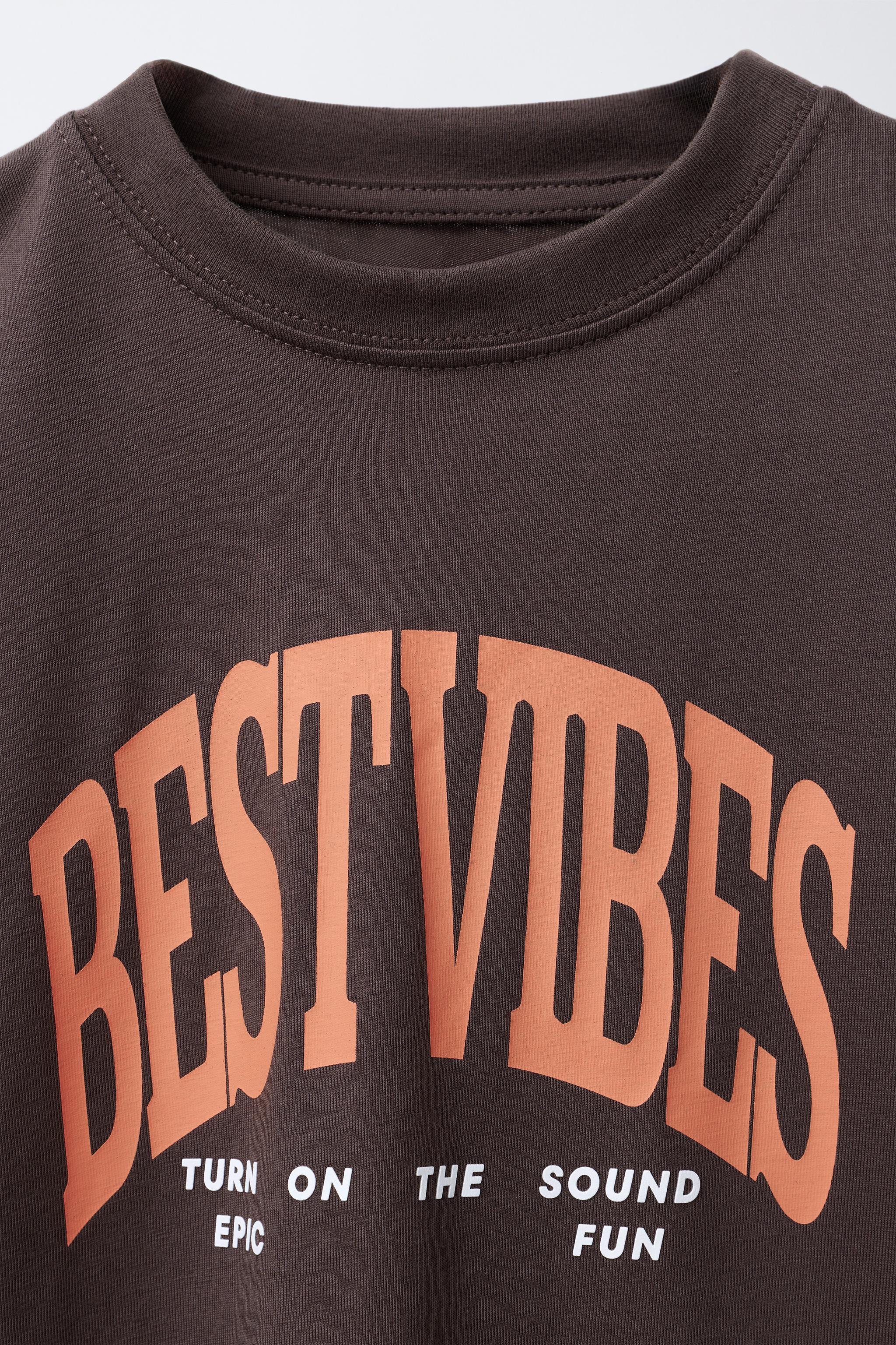 VARSITY DOUBLE SLEEVE T-SHIRT