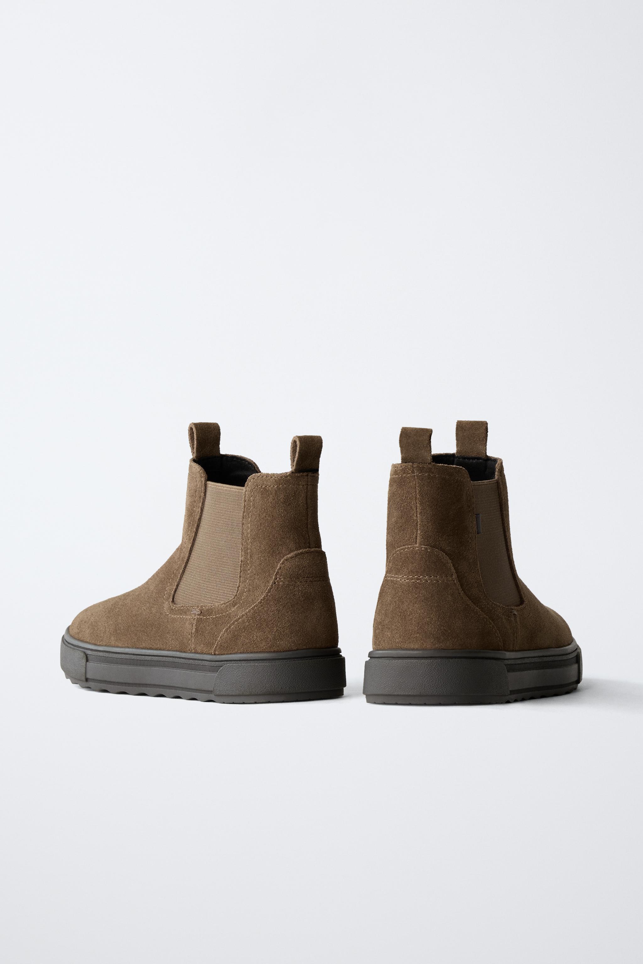 SPLIT LEATHER CHELSEA ANKLE BOOTS